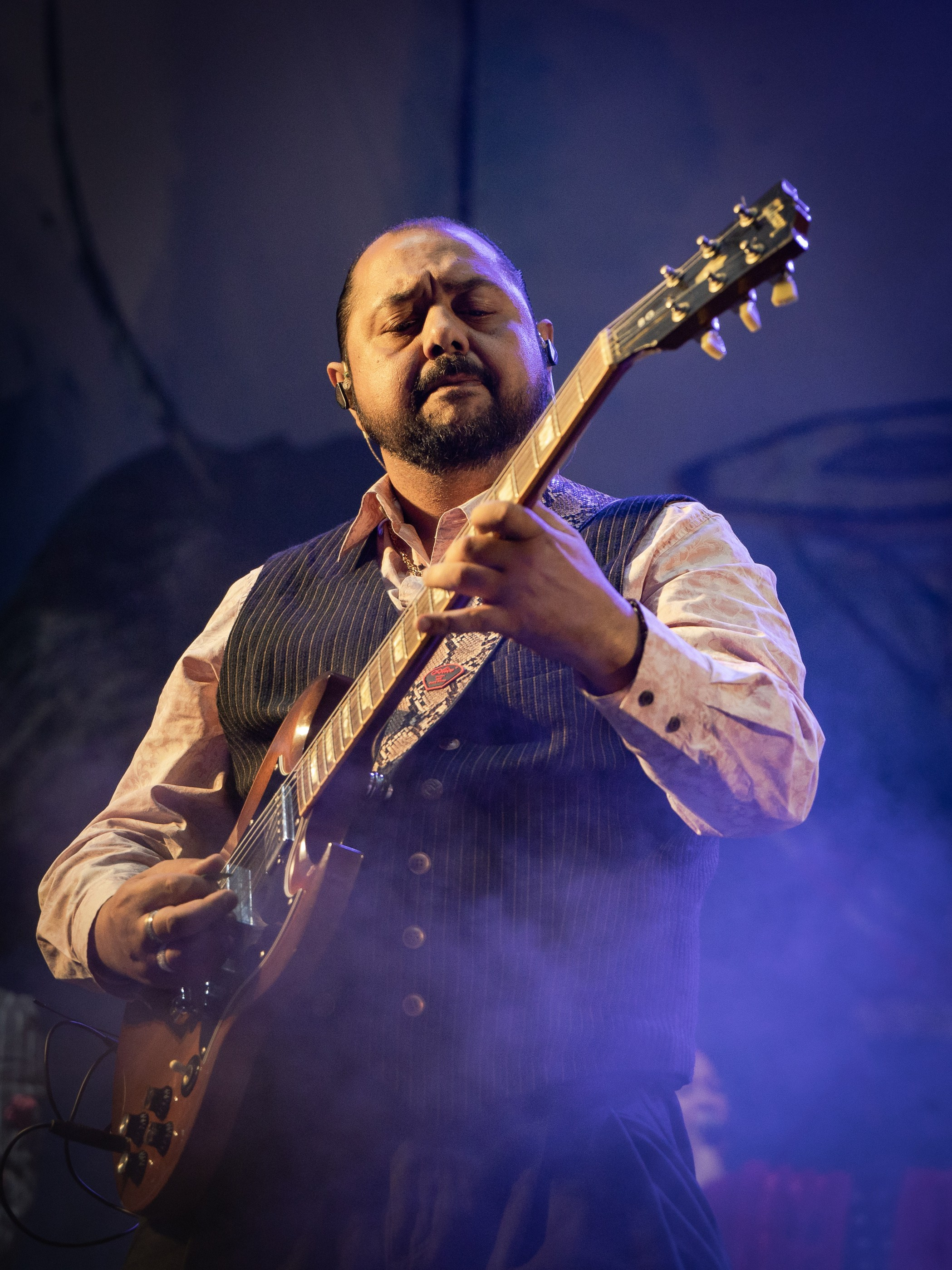 Гарик Сукачев. Фотограф. г. Южно-Сахалинск. Олег Толстов