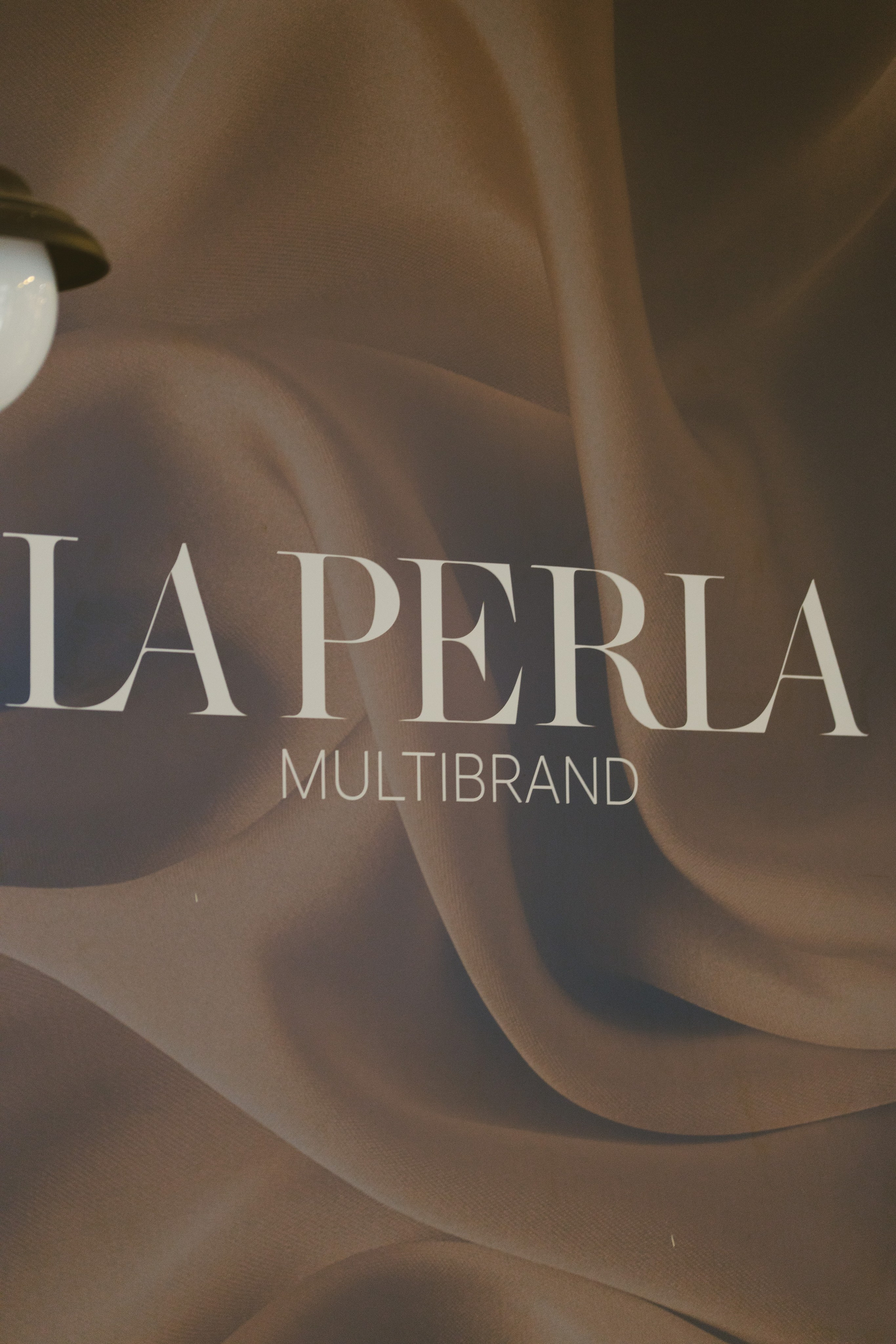 Ивент в бутике LaPerla. Коммерческий фотограф в Алматы Марина Милис. Съёмка для брендов, компаний и проектов