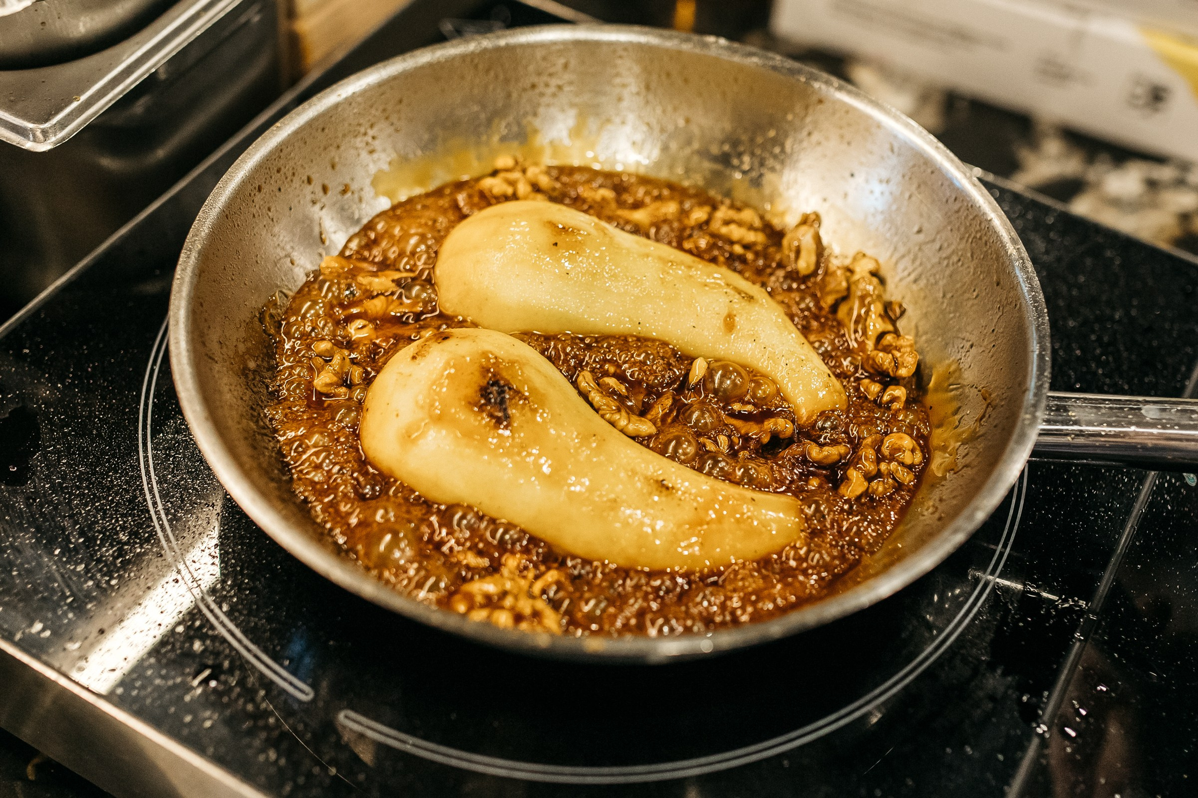 Позитивный репортажный фотограф на День Рождение, юбилей Питер