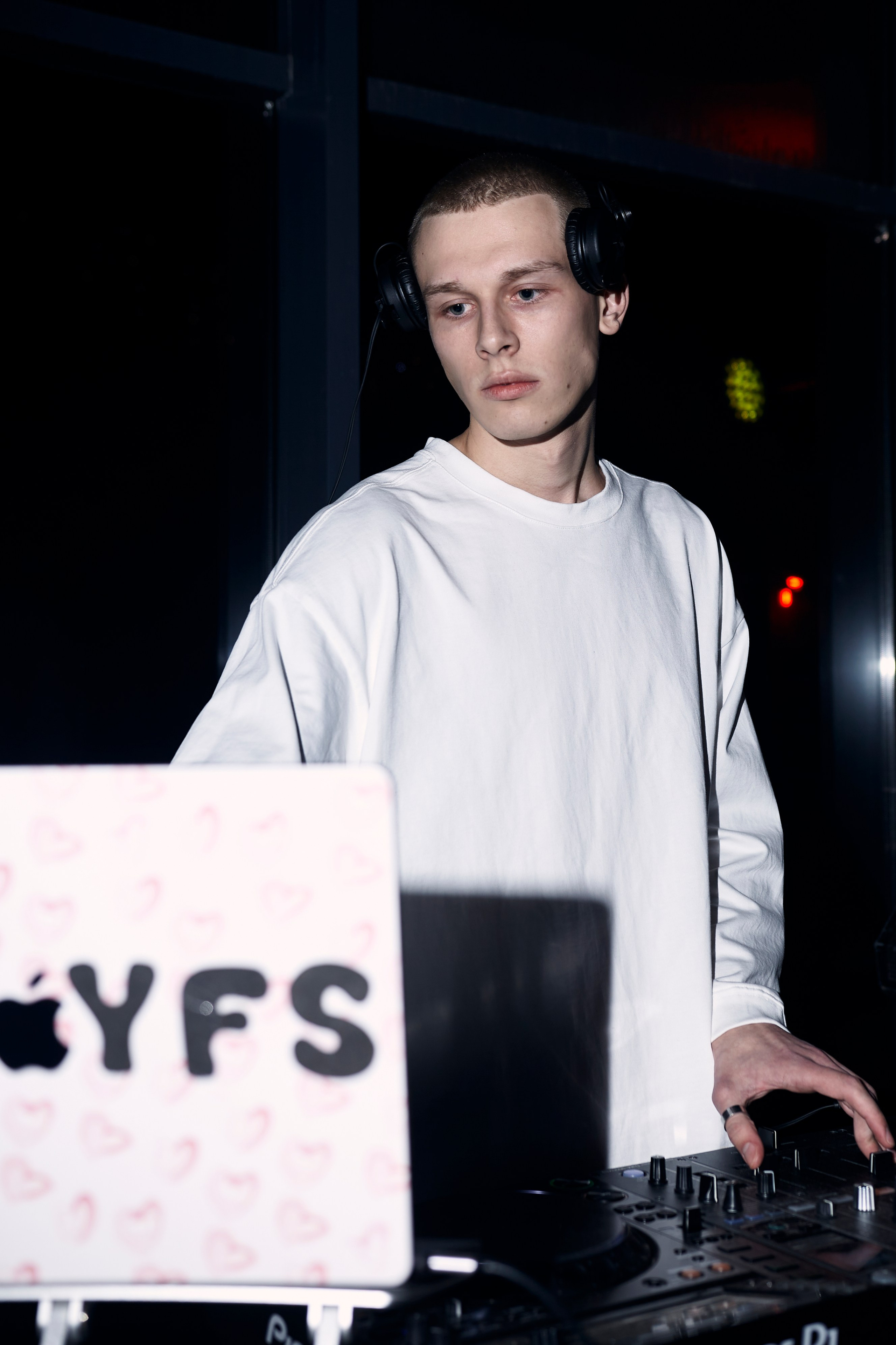 Портфолио фотографа в Екатеринбурге — примеры работ. Портретный и репортажный фотограф в Екатеринбурге Толя Настоящев