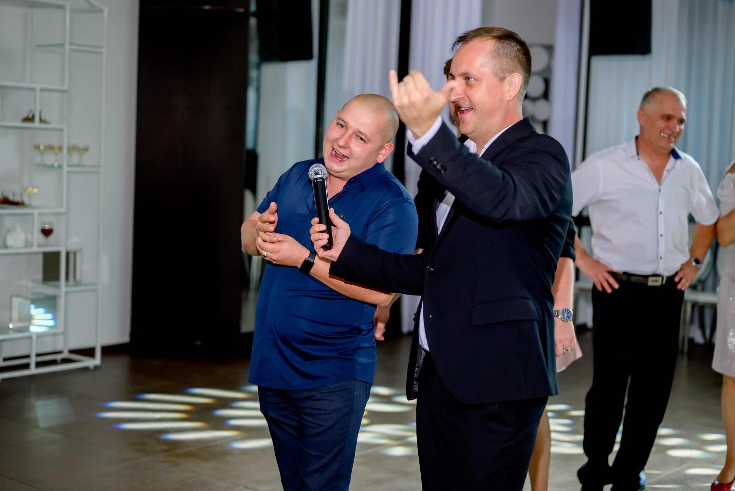 Банкетная часть. Юлия Басня семейный и свадебный фотограф в Донецке