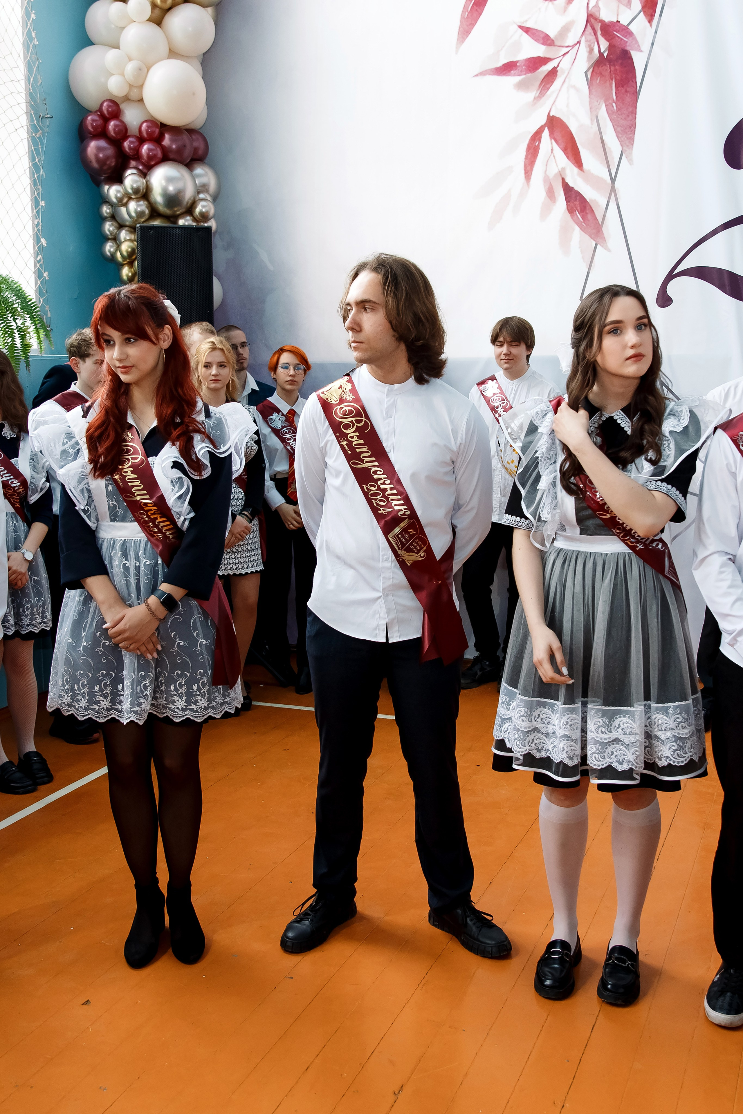 11 класс Последний звонок. Фотограф Любовь Корниенко, Примоский край