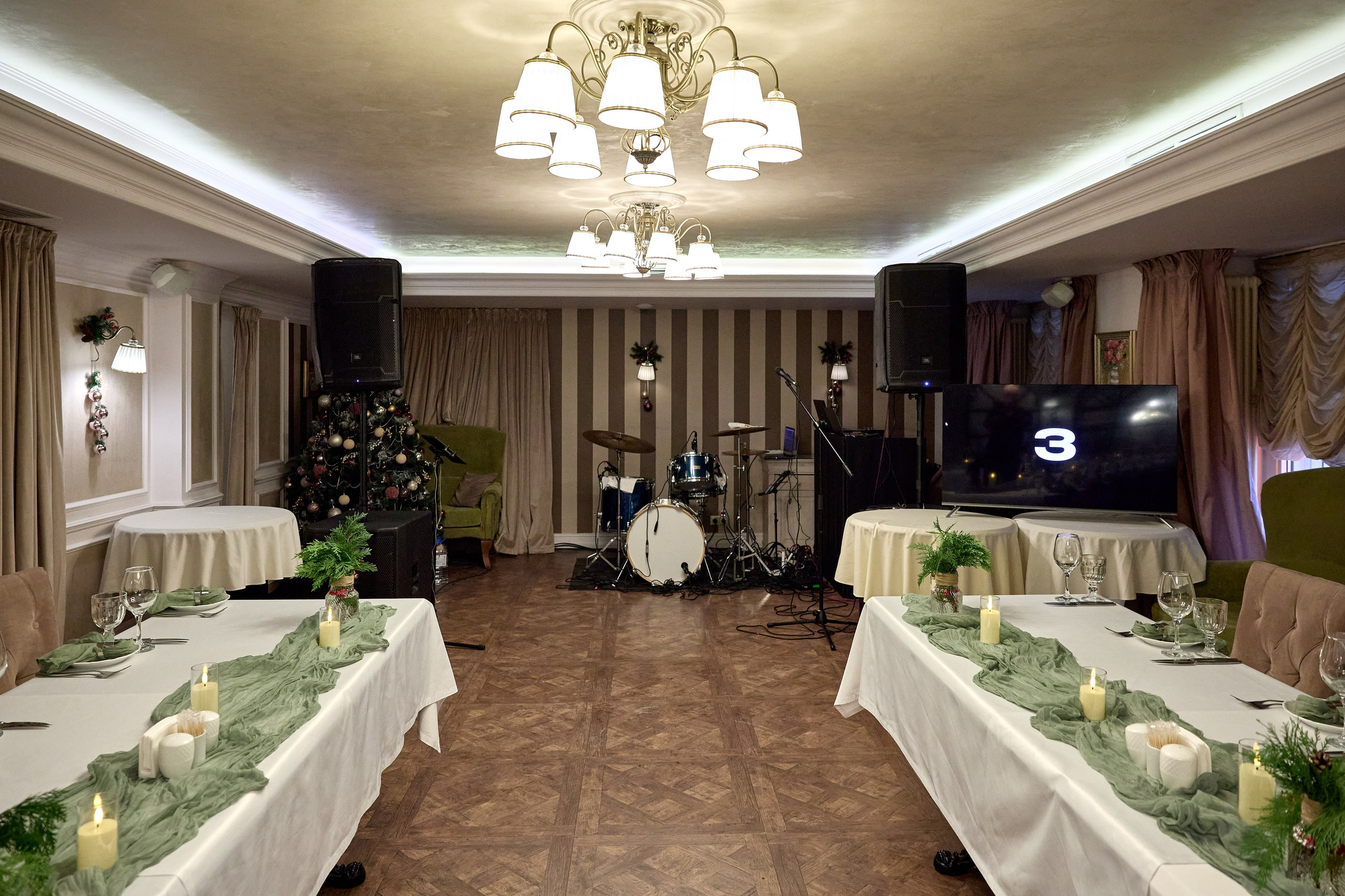 Ресторан «Крюшон». Предметный и репортажный фотограф Алексей Кротов