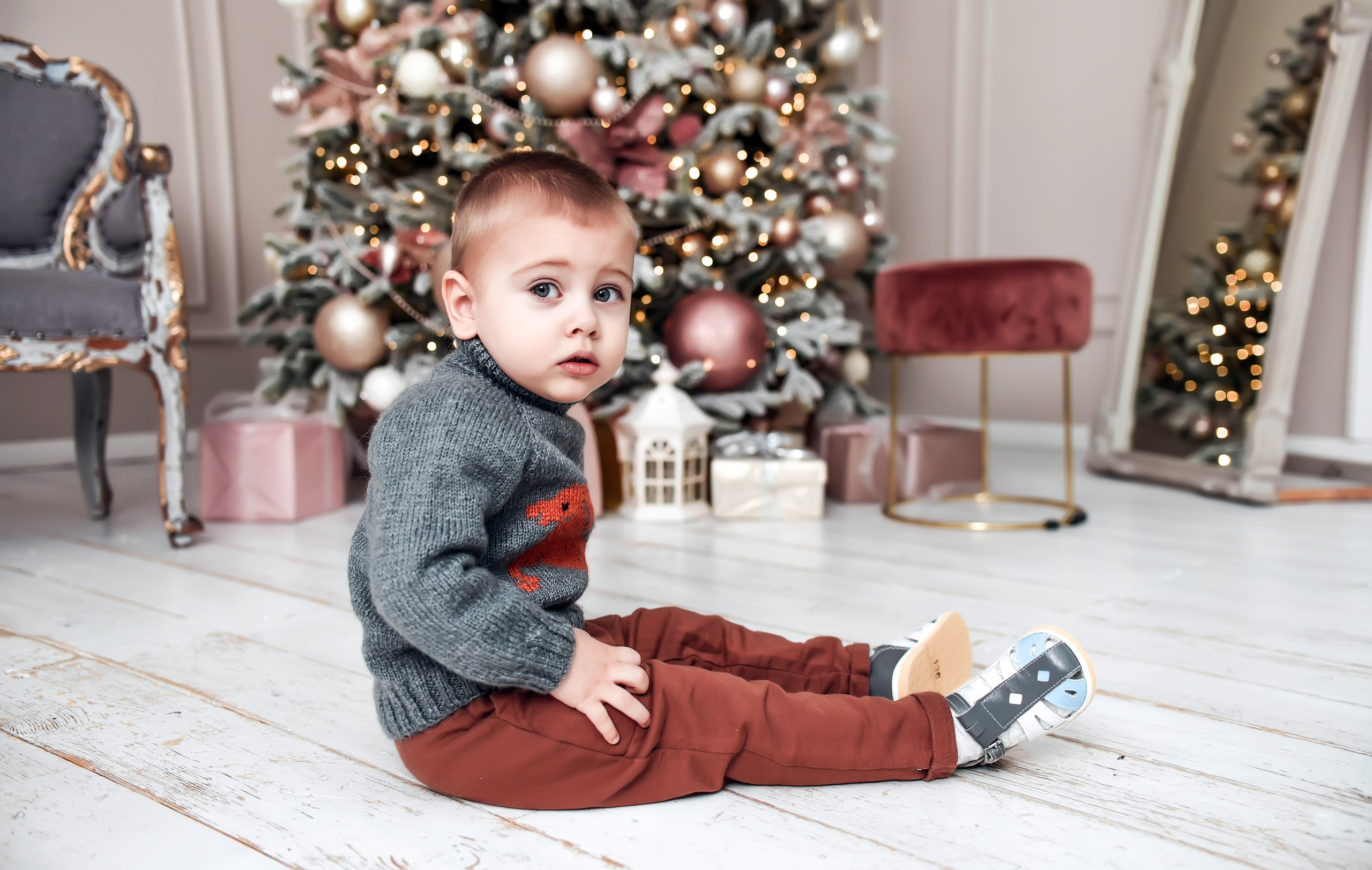 Новогодняя семейная. Свадебный, семейный, детский, контент фотограф в Омске Максим Ильин