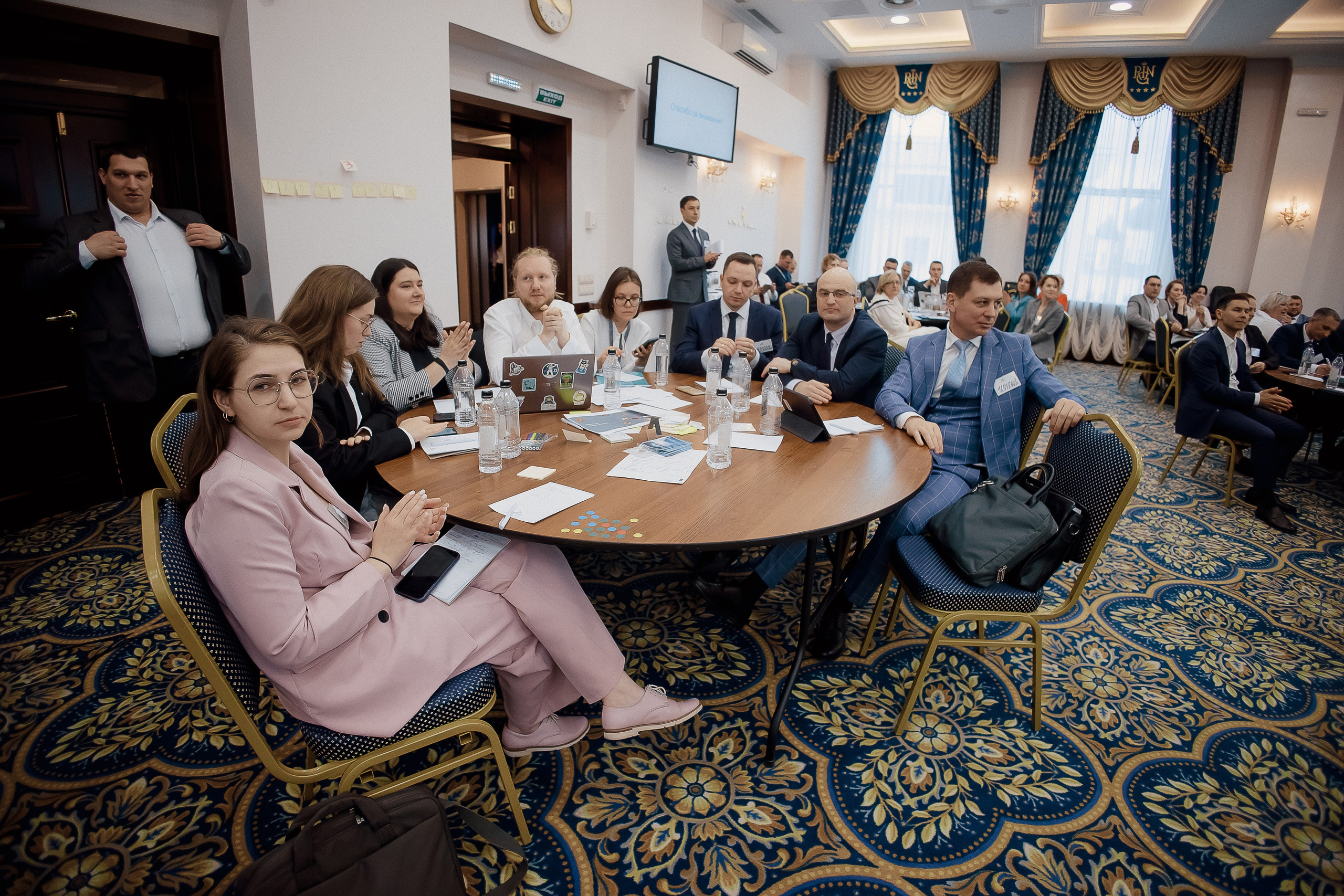 Конференция. Свадебный фотограф