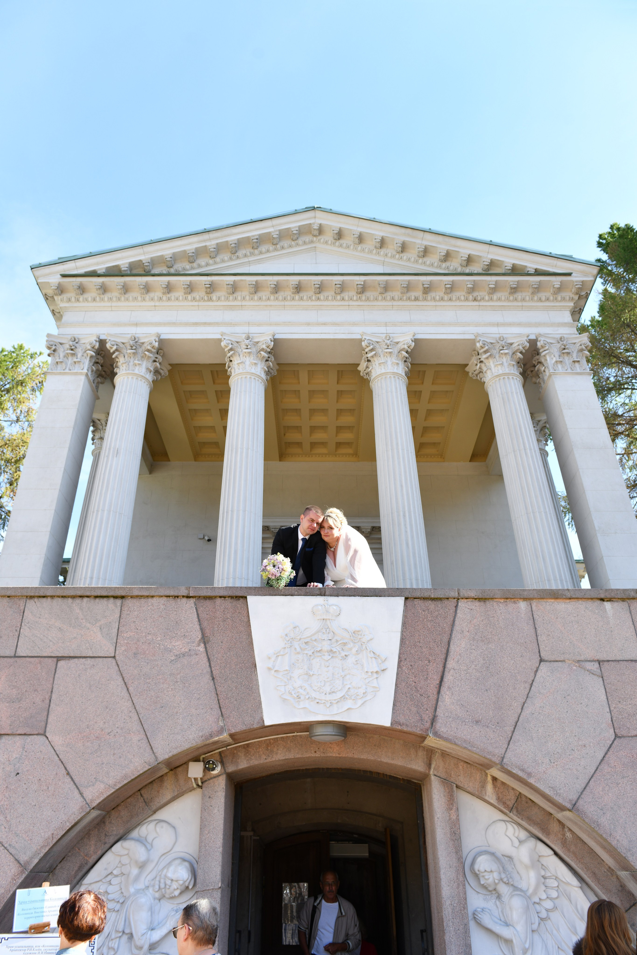 Анастасия и Максим. Регистрация и прогулка в усадьбе Архангельское. Свадебный и портретный фотограф в Москве Галина Борисова