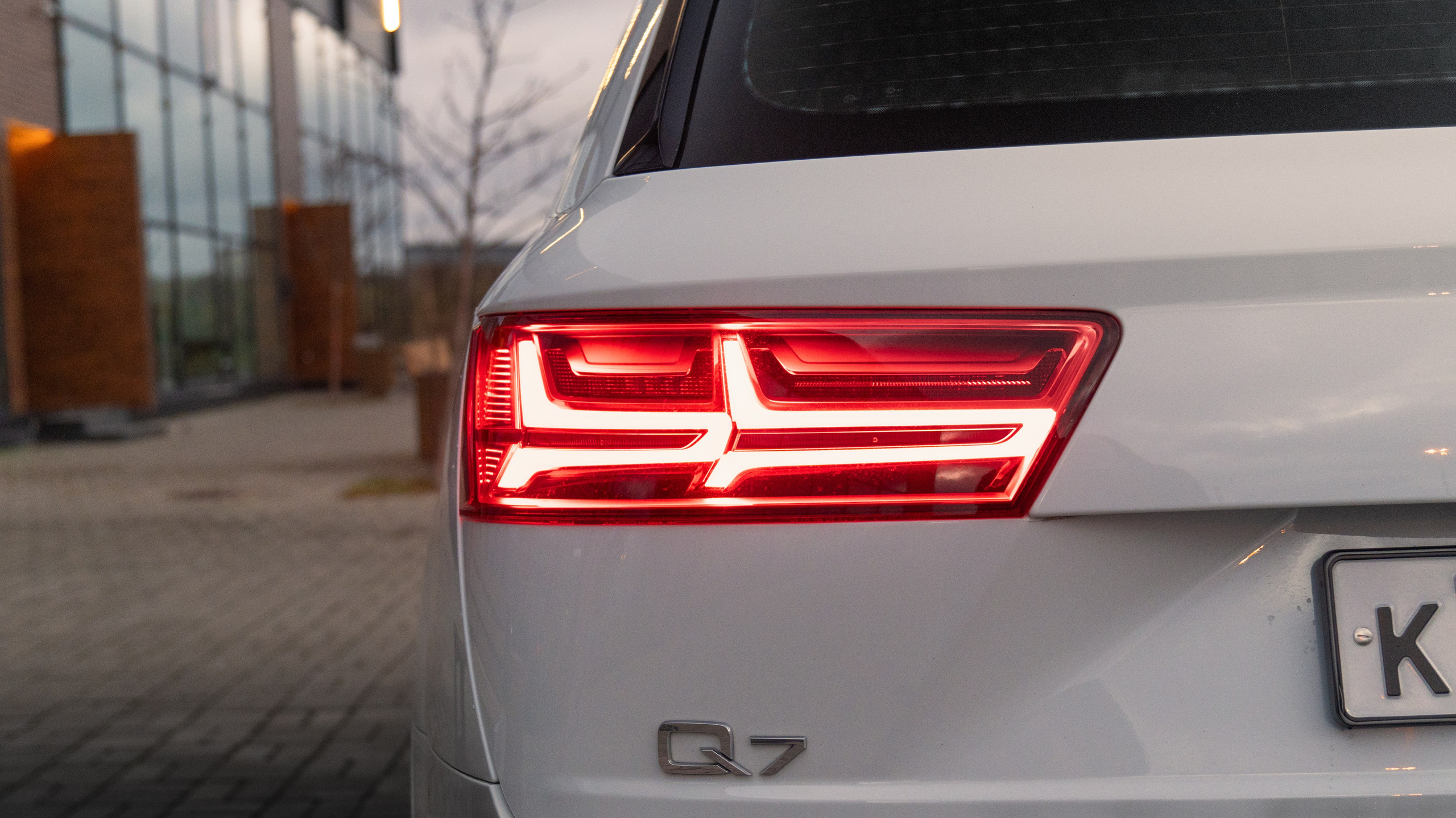 AUDI Q7. Автомобильный фотограф Алексей Хезеков