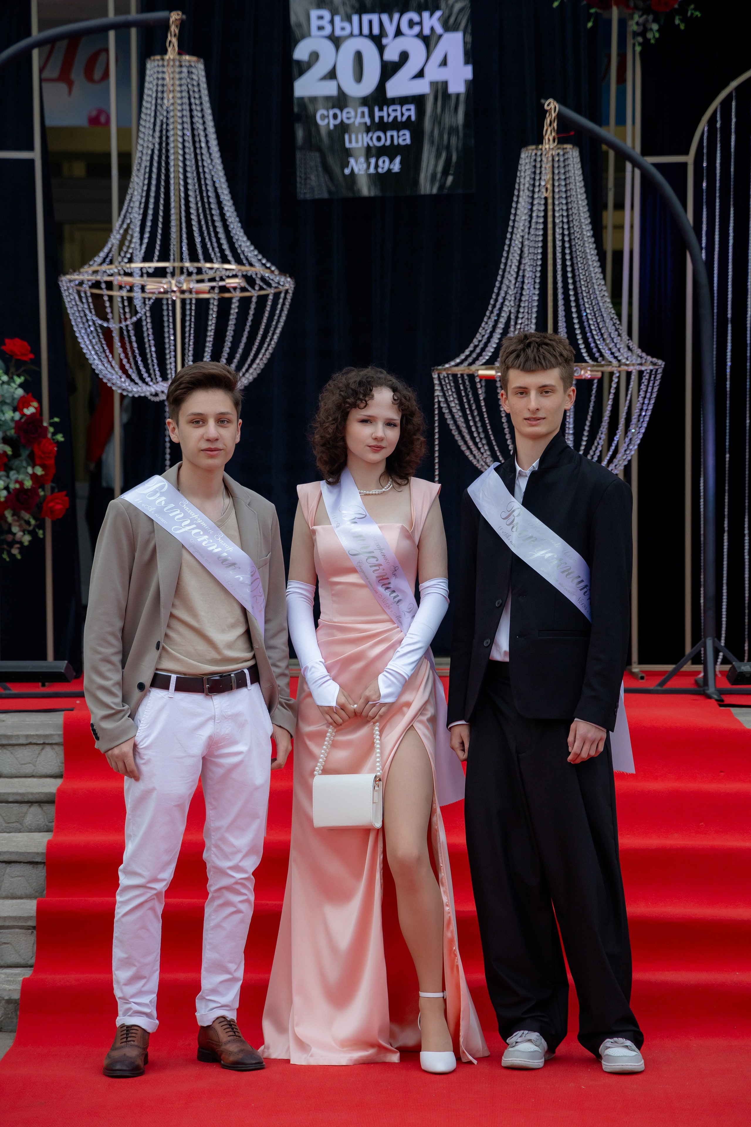 Школьный выпускной 2024 год в Соколе (Минск). Свадебный фотограф в Минске/Беларуси Сергей Спиридонов