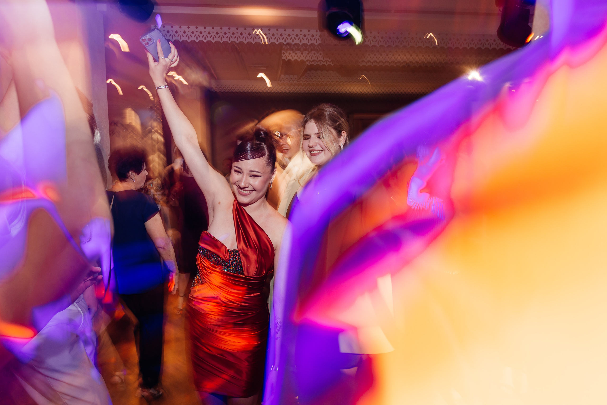 Выпускной 11 «А». Школа № 42. Свадебный фотограф в Краснодаре Николай Крауз