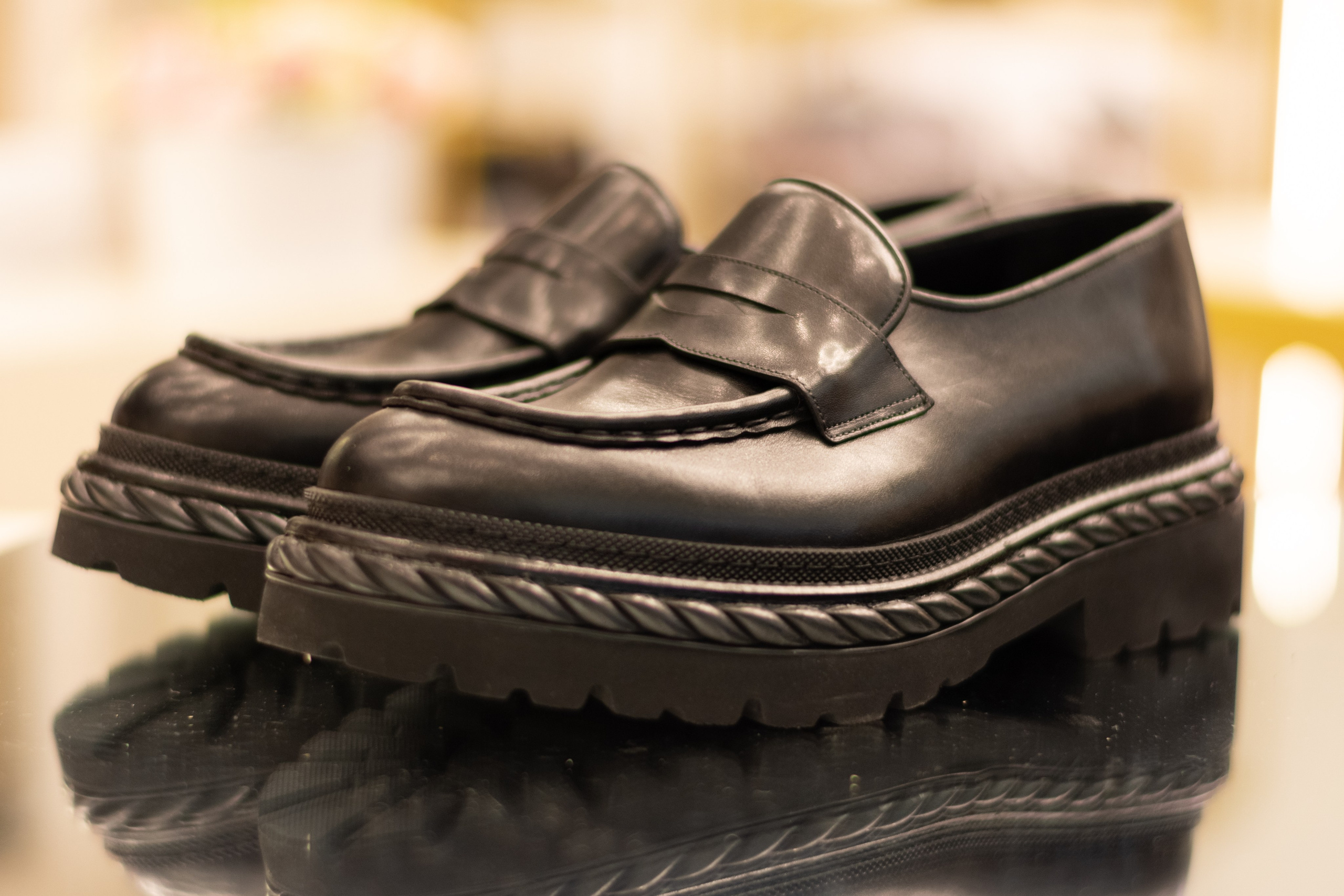 Для организаций. Предметная фотосессия для обувного магазина Capsula. Фотограф/видеограф Богдан Голованов