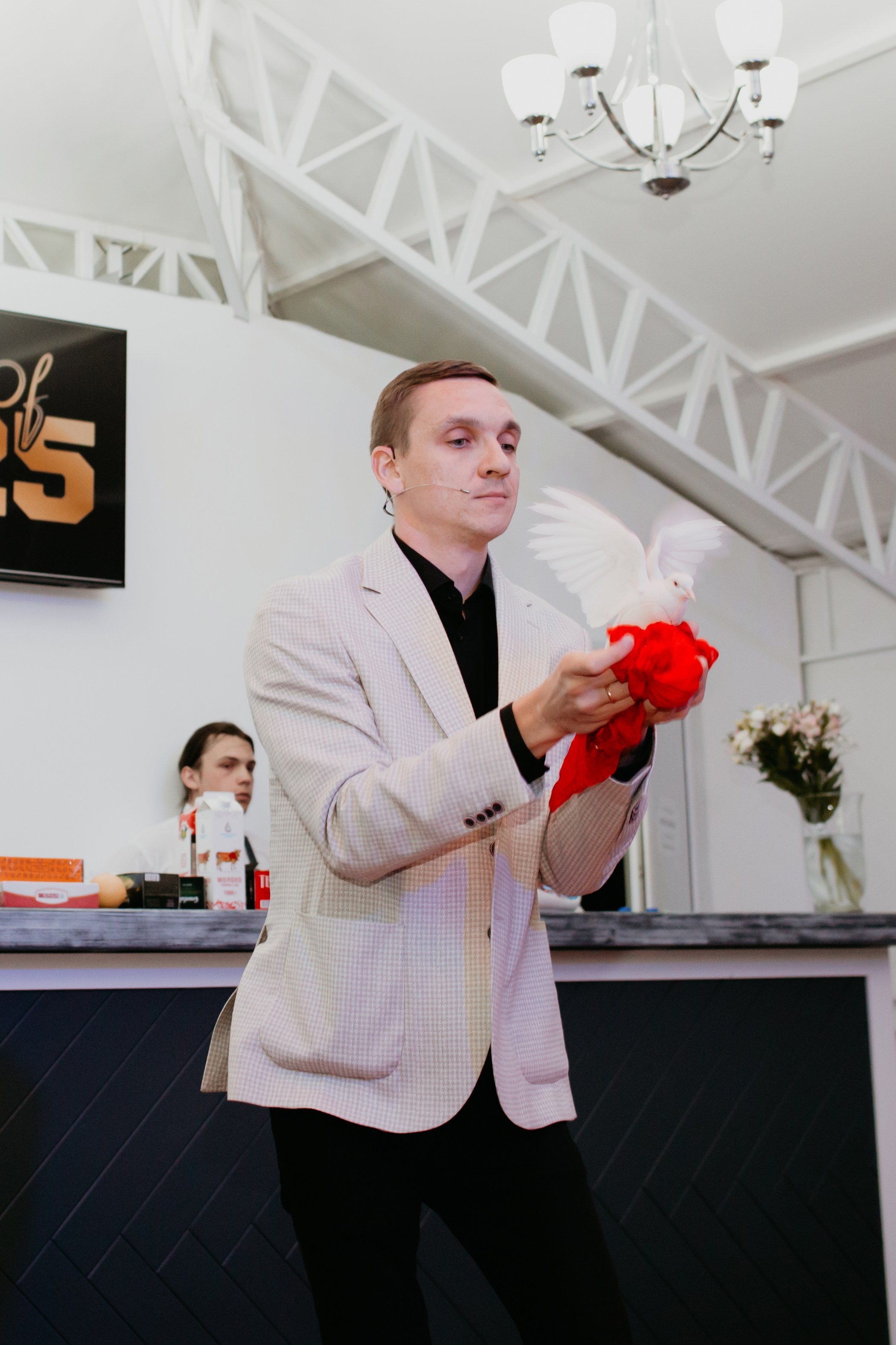 Выпускной 2025 (41 школа) 11 класс. Фотограф в Челябинске Ополихина Анна