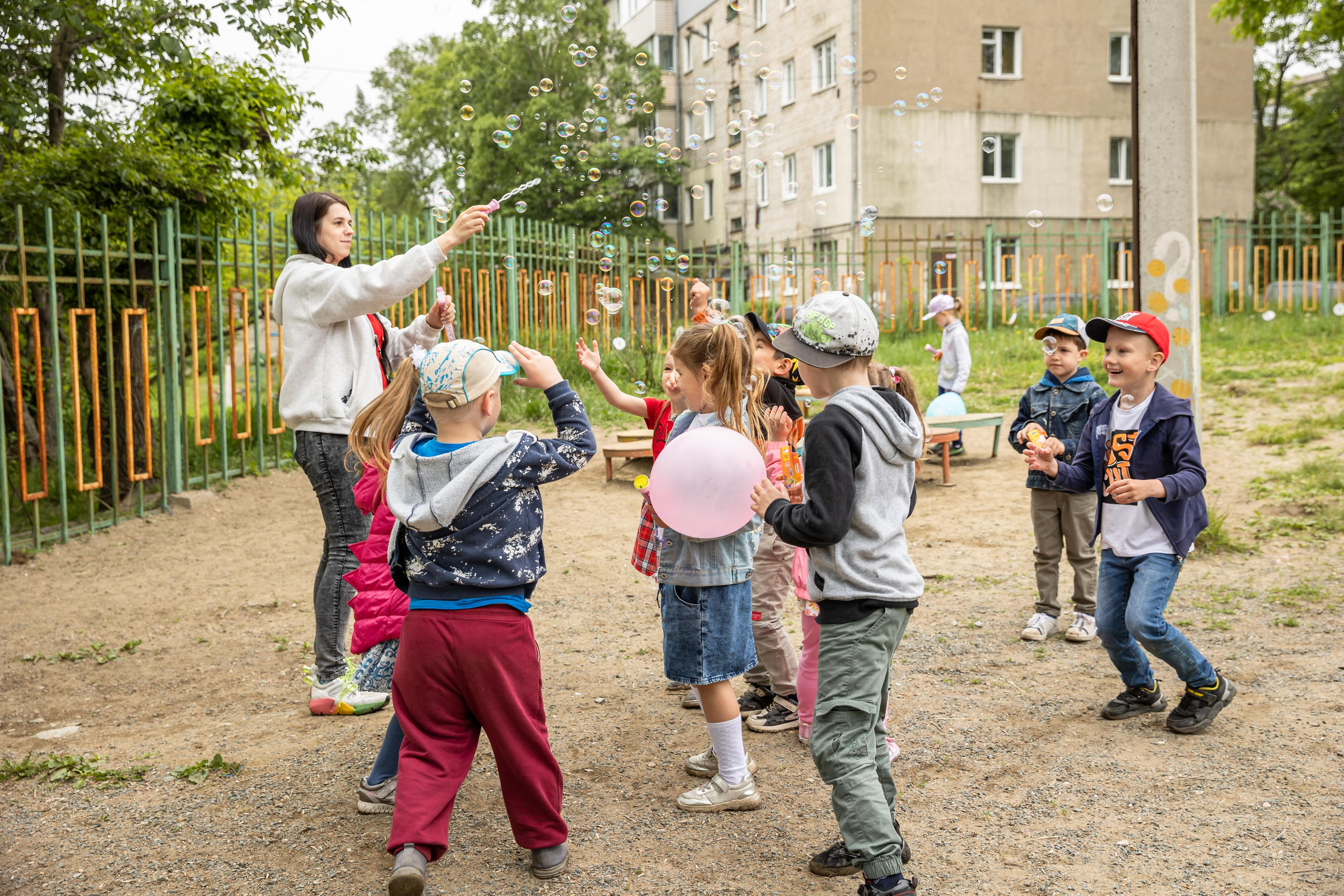 Репортажная съемка в саду. Детский семейный фотограф в г. Находка Ольга Коваленко, фотостудия Memories