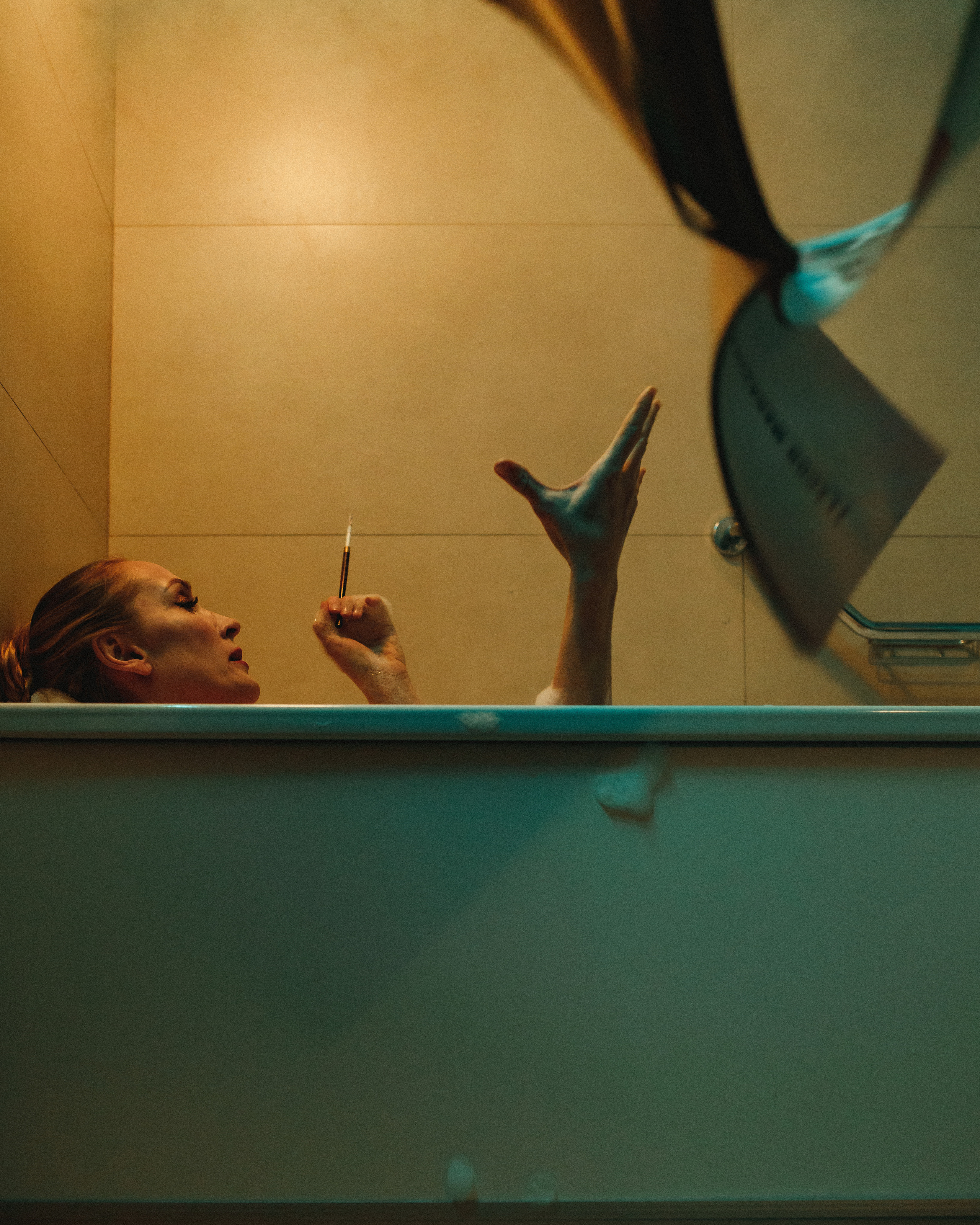 Woman and wine. Фотограф Андрей Куськало