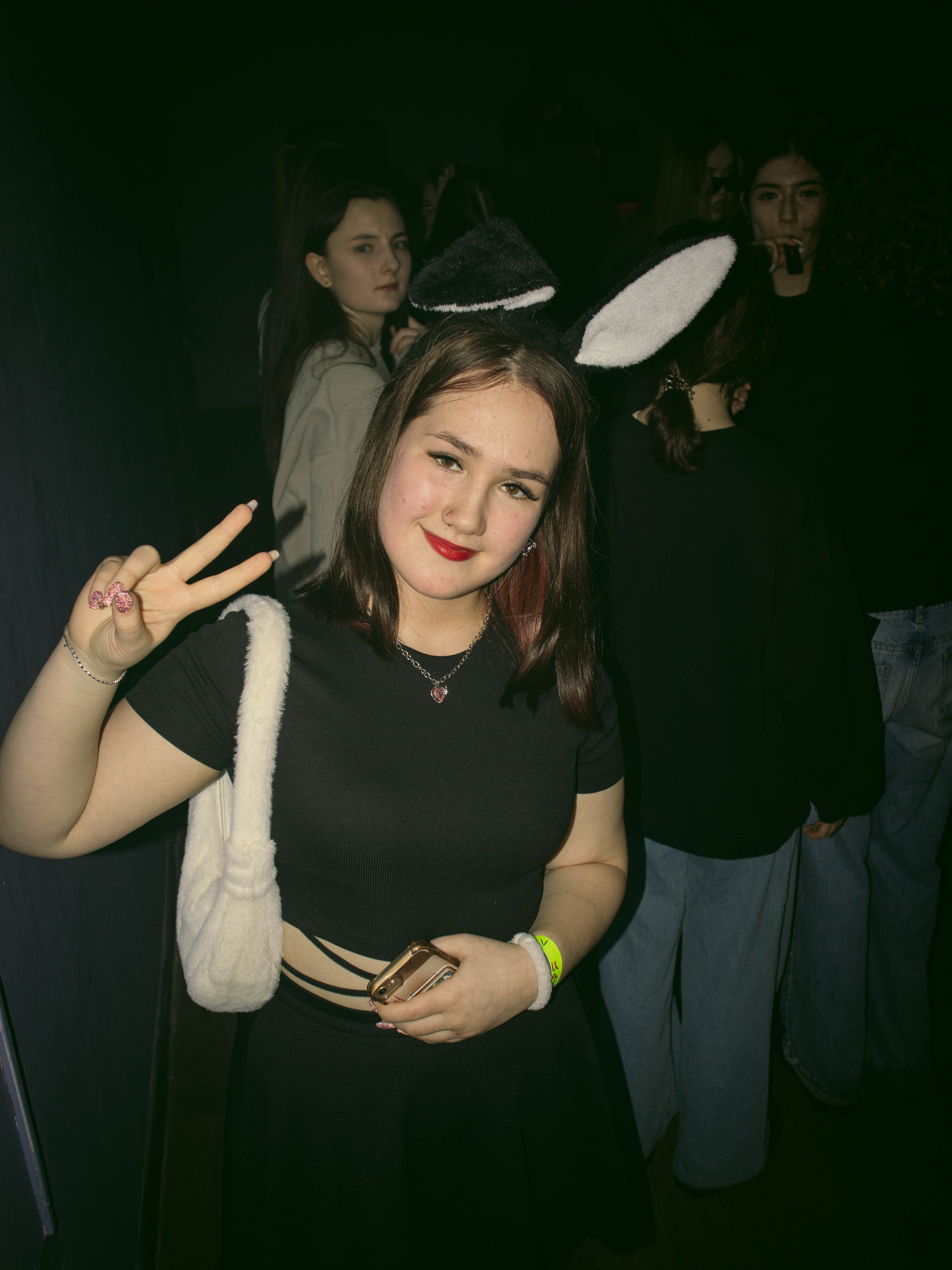 MOSHPIT. Фотограф и видеограф в Бугульме Аня Трутнева