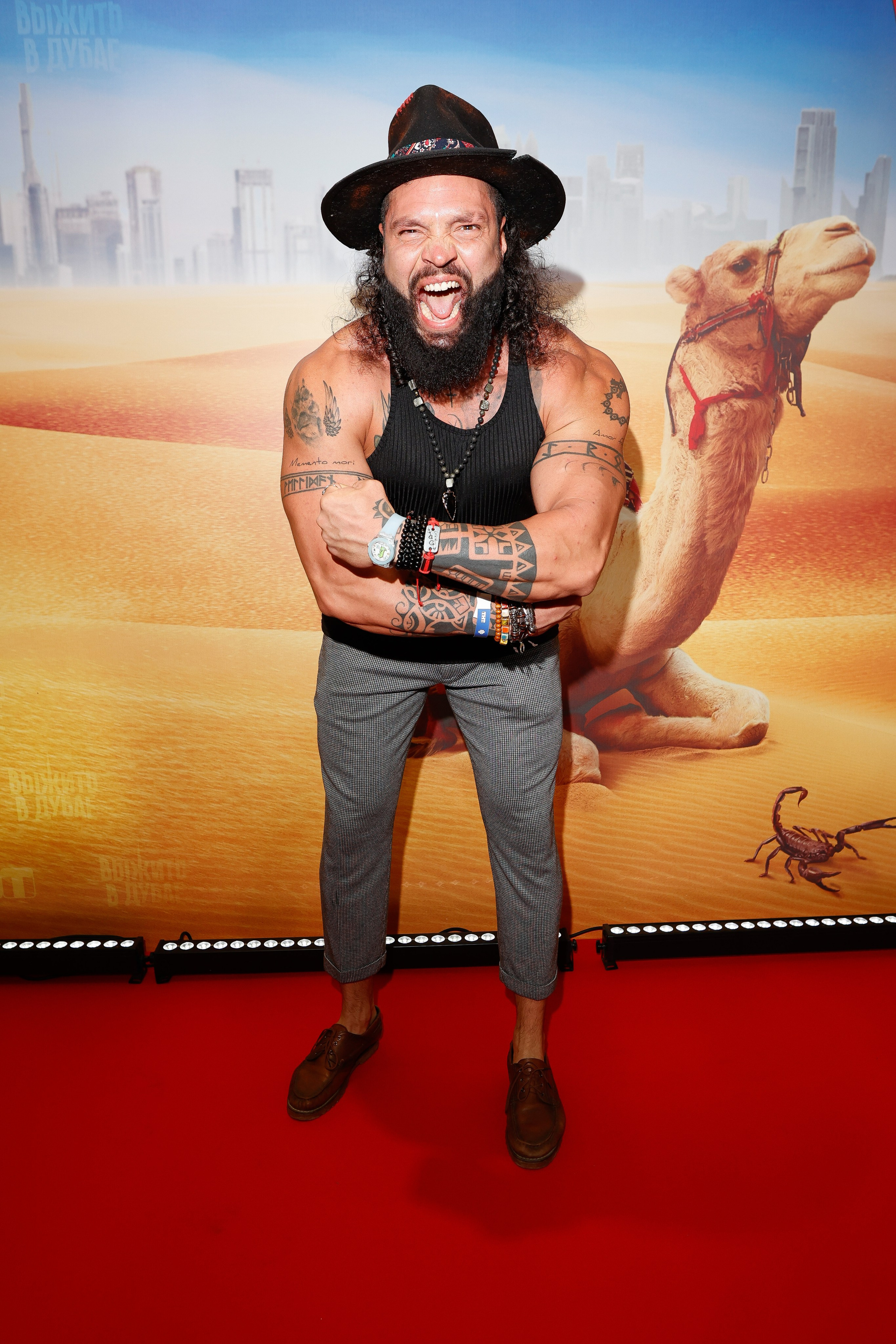 Выжить в Дубае | Кинотеатр «Октябрь» на Новом Арбате | ТНТ. Nikolskayasecular