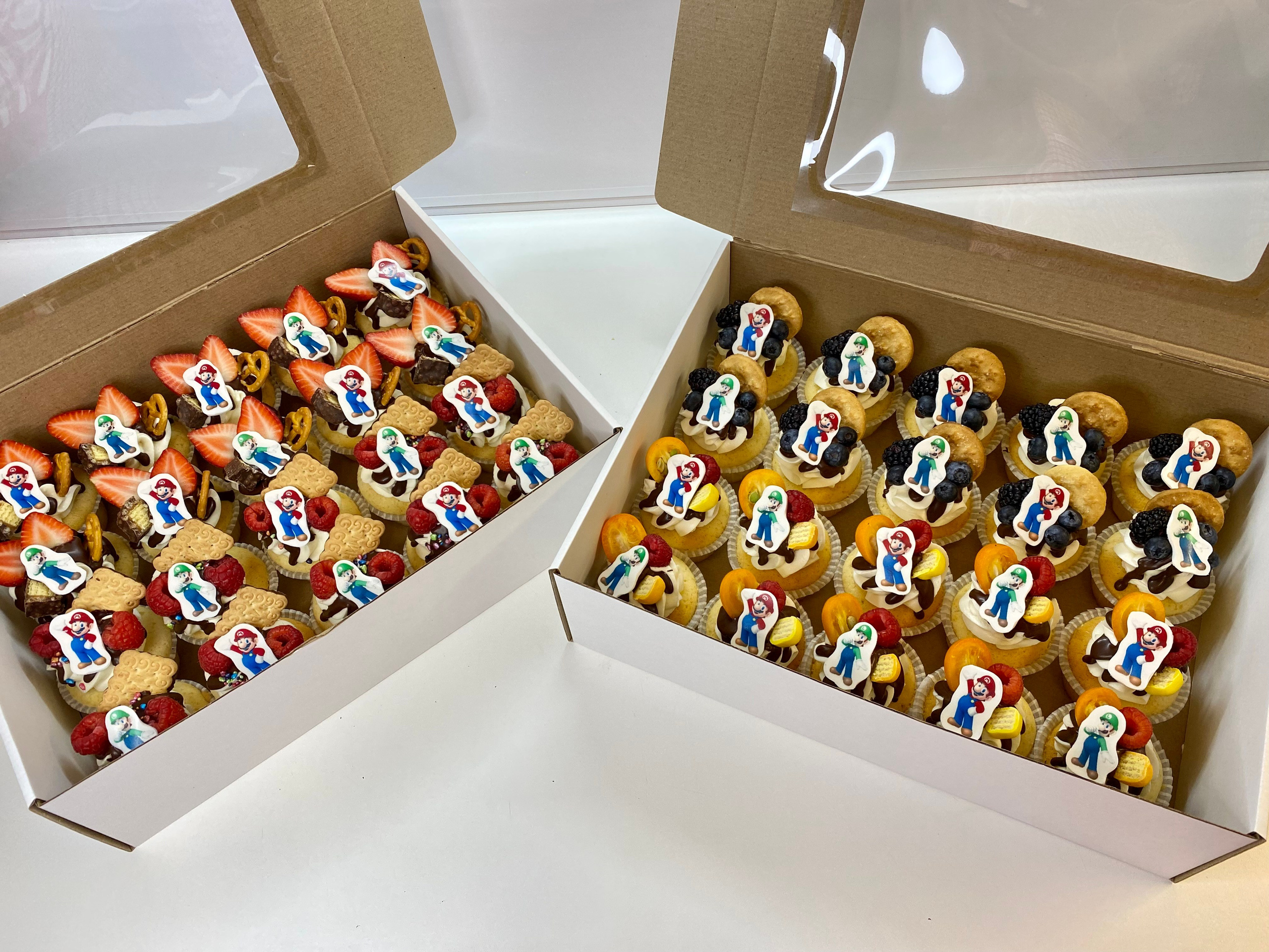 Капкейки фуршетные с логотипом. Katyasugarsugar капкейки, зефир, торты Москва