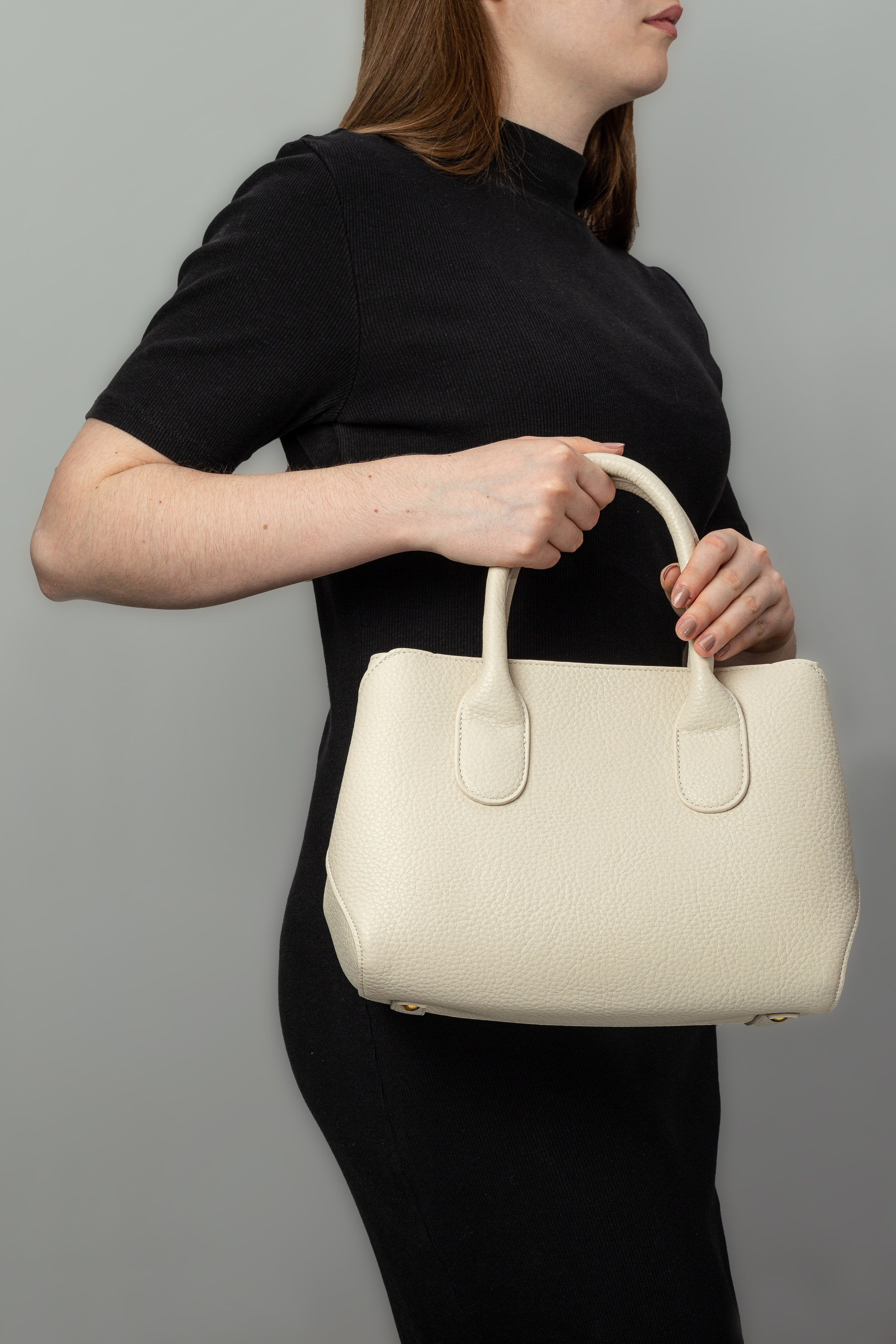 Фото для маркетплейсов. Фотограф в Анапе Олег Зекерьяев