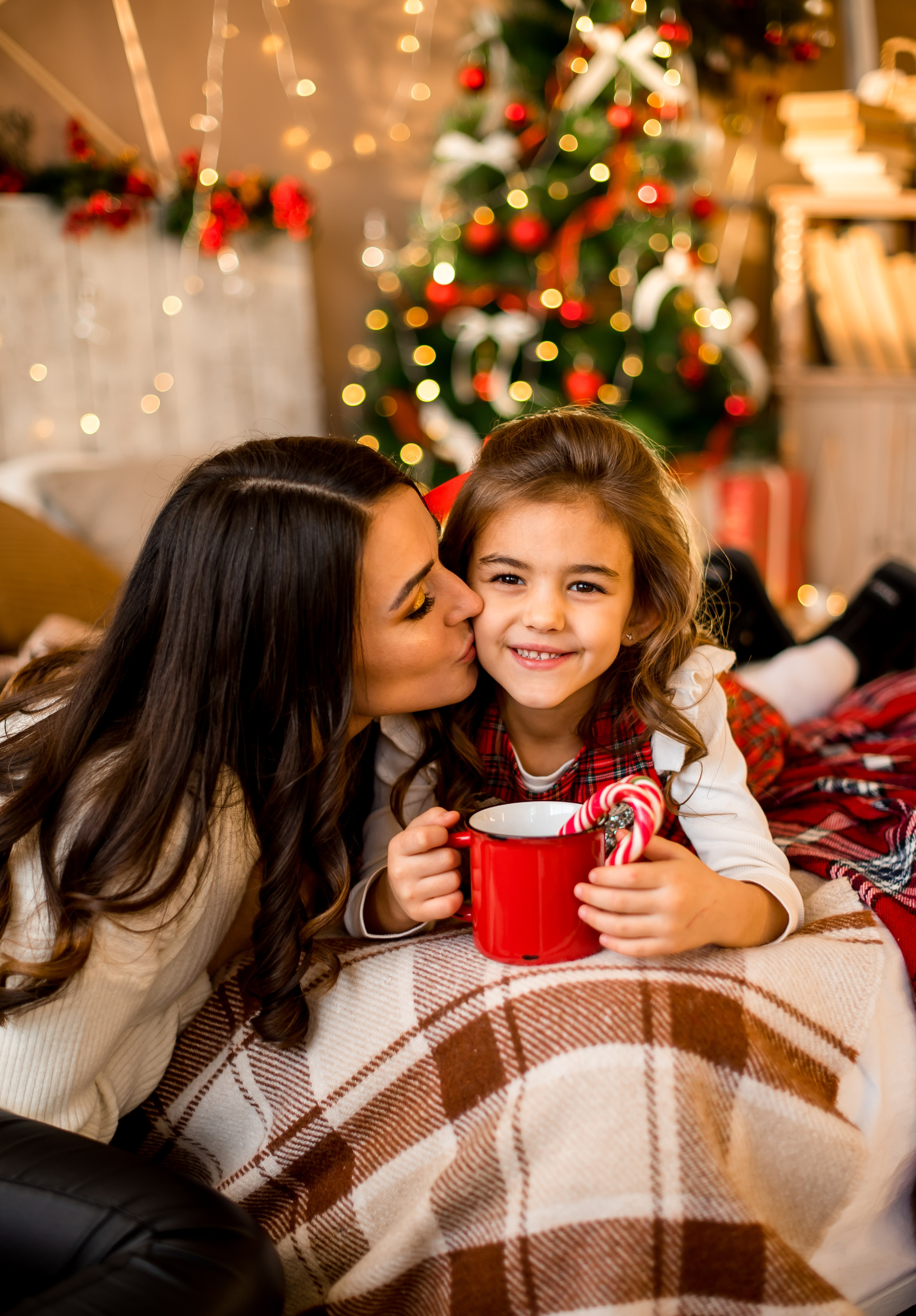 Maria and Emily’s New Year photoshoot. Wedding and family photographer in New York Paula Munoz