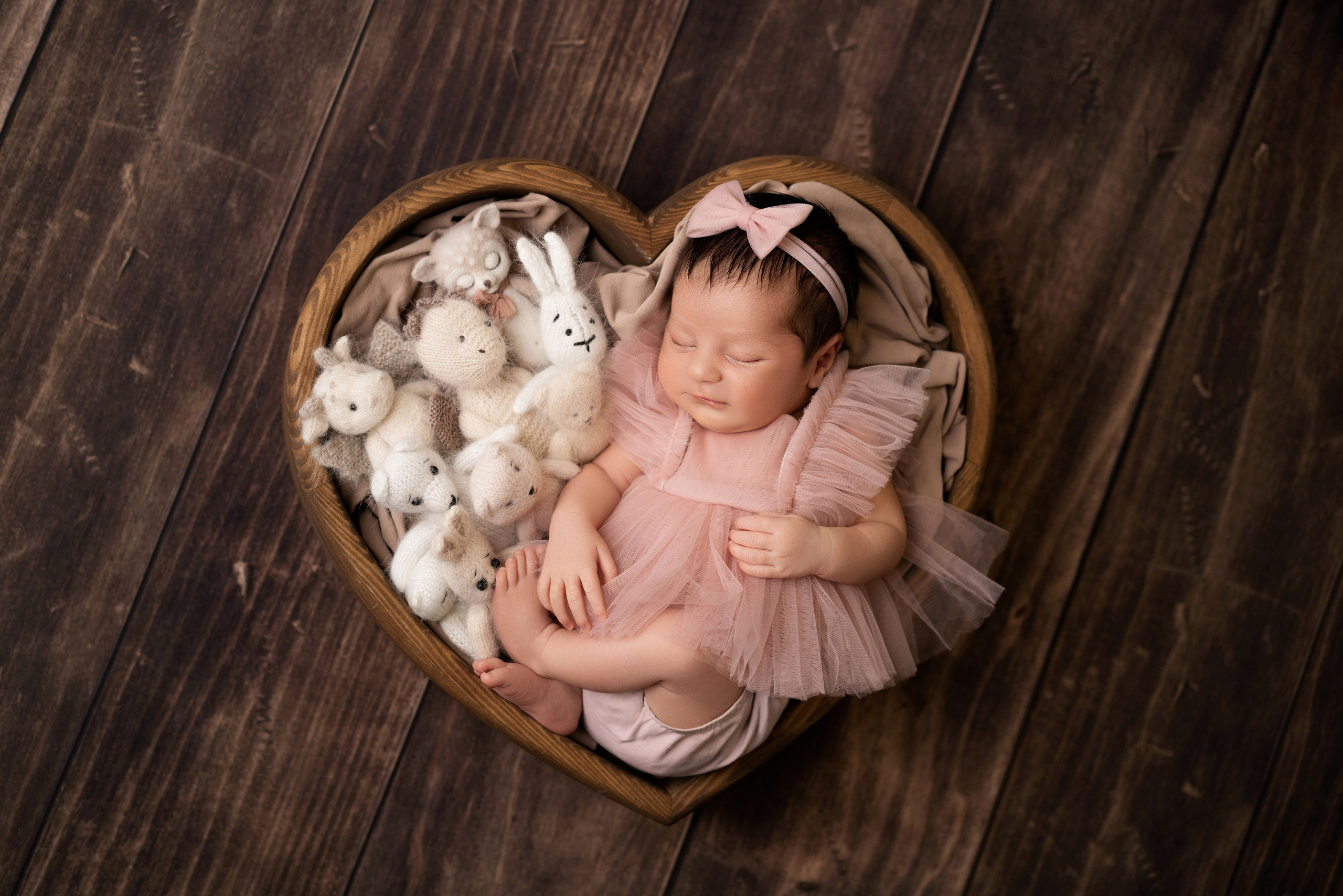 Костюмы и аксессуары для фотосессии новорожденных | Реквизит для съемки newborn в Москве. Фотосессия новорожденных в Москве и Московской области | Профессиональный фотограф newborn — Татьяна Иванова