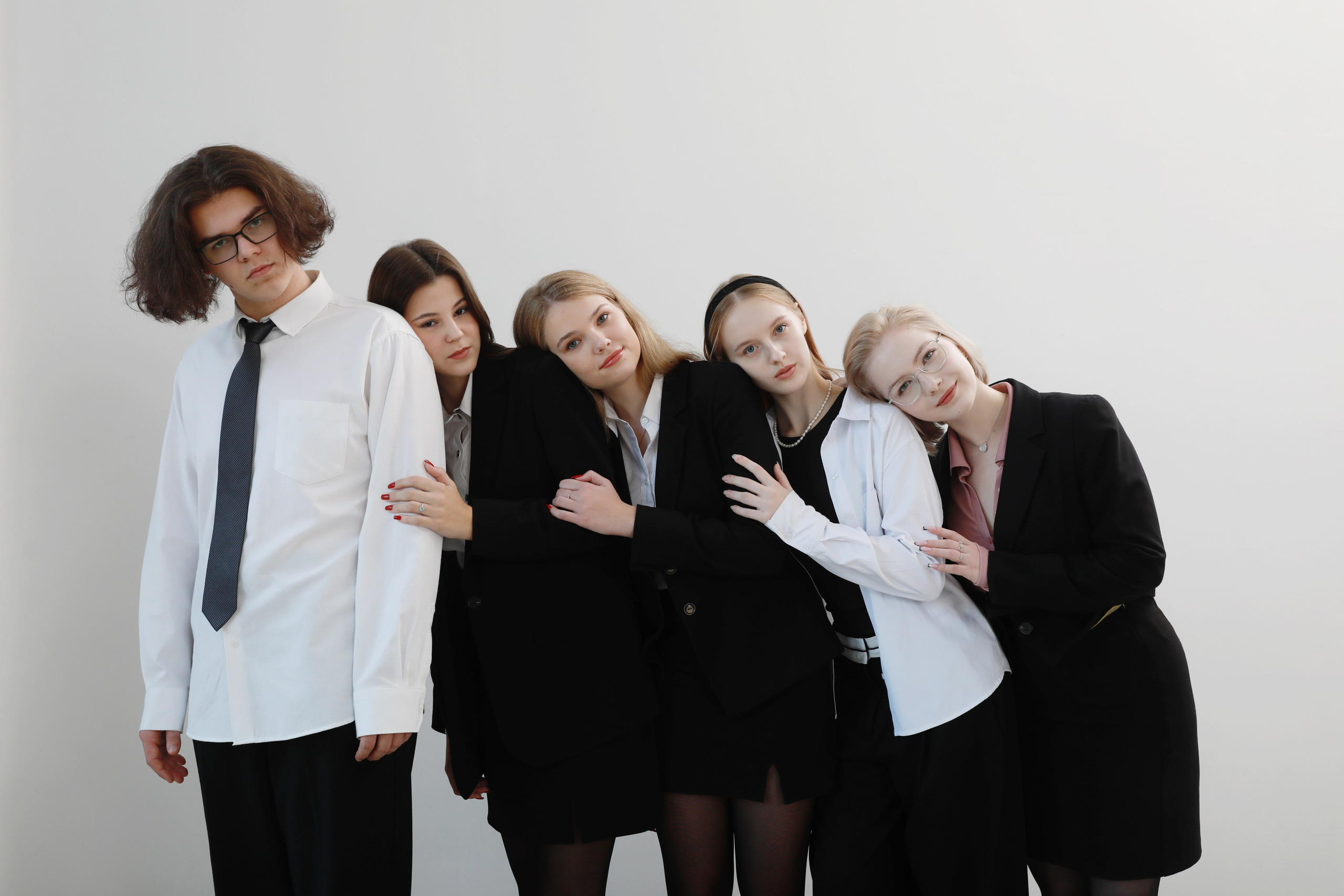 11 класс. Съемка в студии. Фотограф Тимофеева Юлия