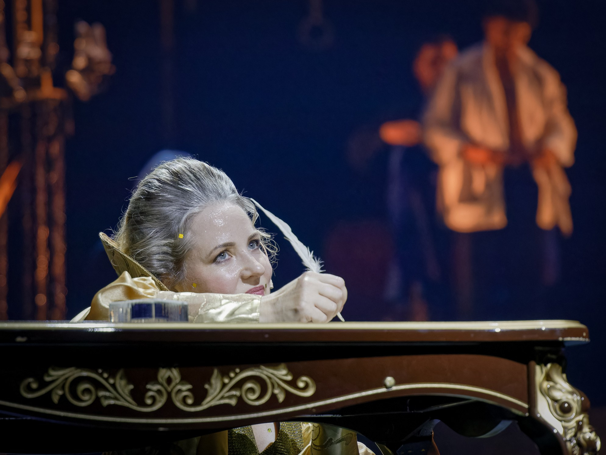 Опасные связи_Чехов-центр. Фотограф. г. Южно-Сахалинск. Олег Толстов