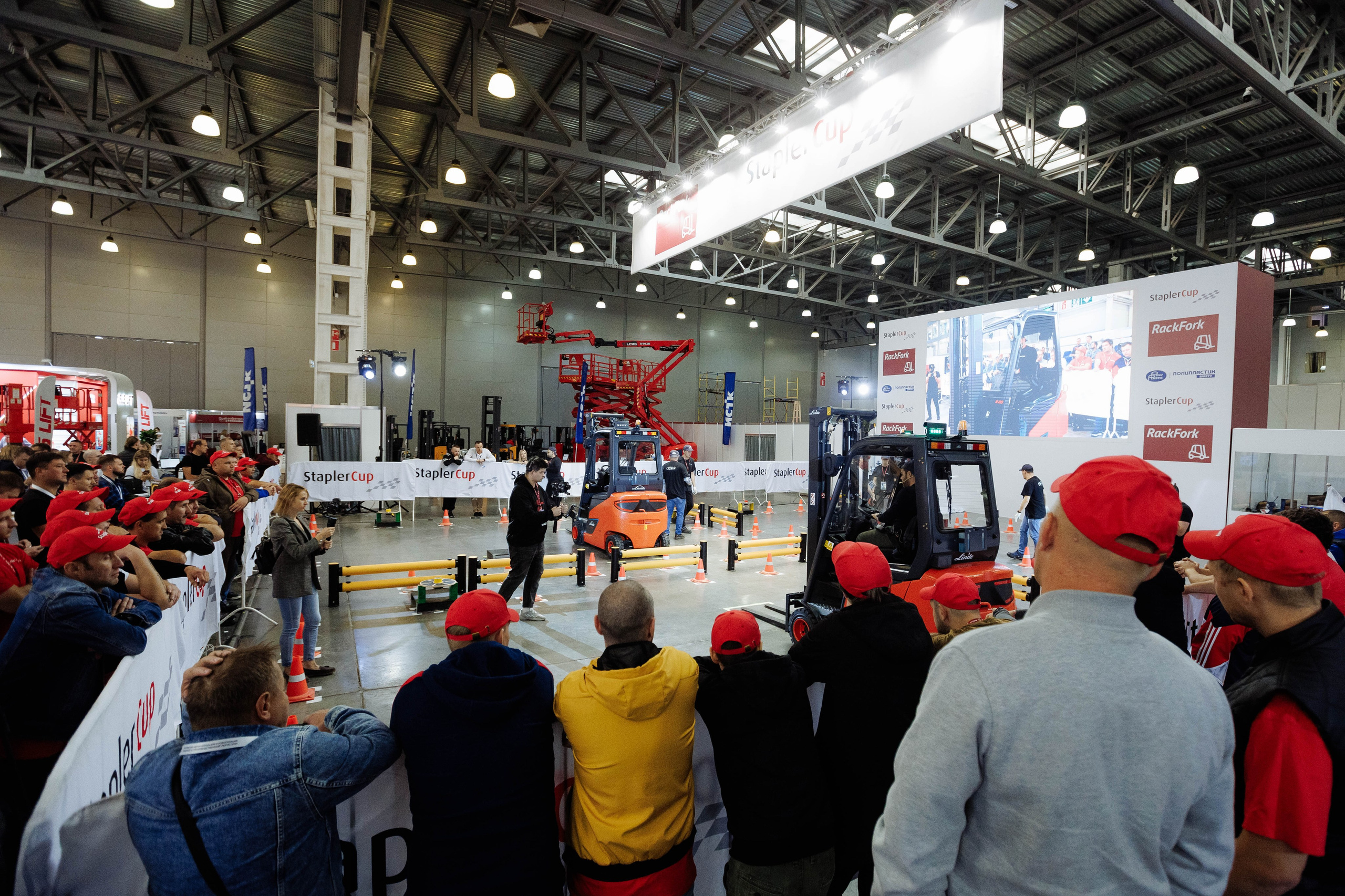 Stapler cup (Крокус экспо). Репортажный фотограф на мероприятие в Москве Алексей Терентьев