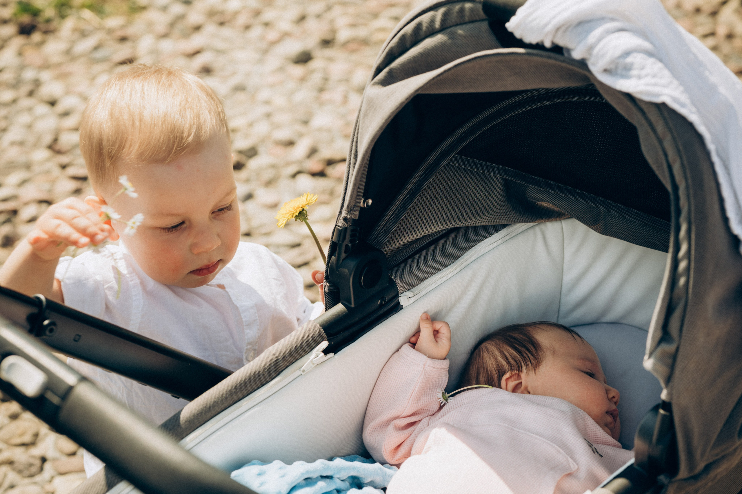 Женя, Аня и Машуня в Лугах