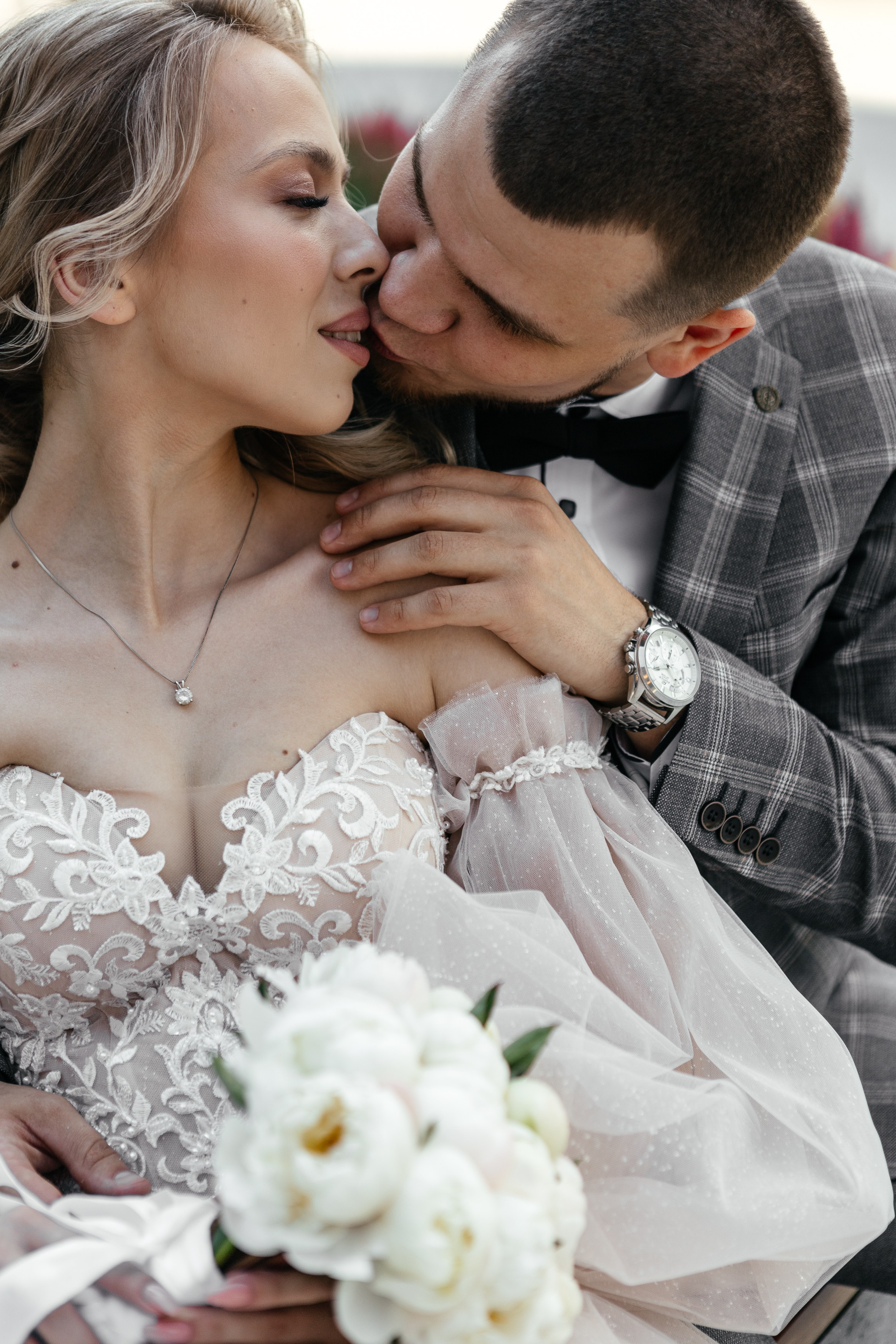 Свадебный фотограф Уфа — Руслан ГабдлисламовЖивые эмоции, красивые кадры, воспоминания на всю жизнь.Работаю по всей Республике Башкортоста. Свадебный фотограф Уфа Руслан Габдлисламов