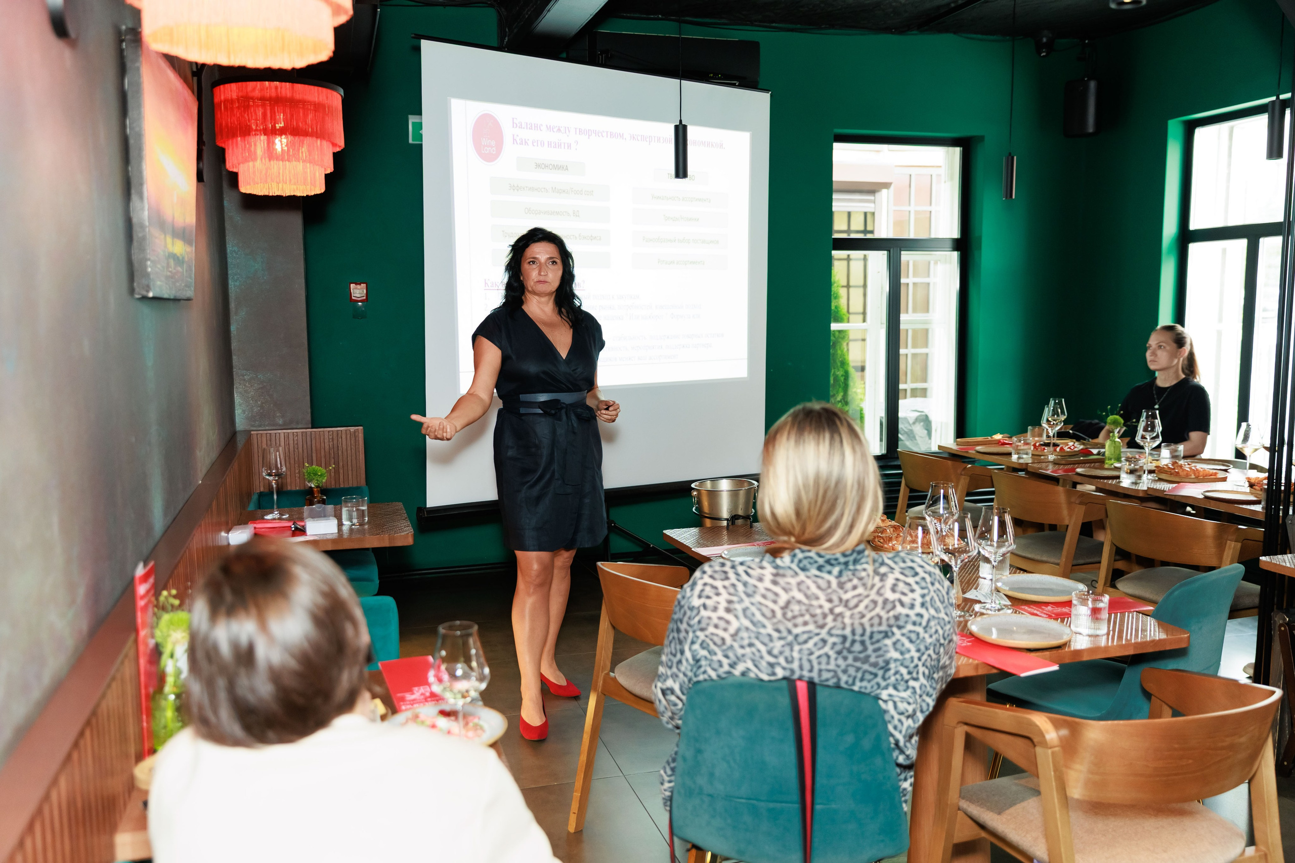Бизнес завтрак рестораторов. Гастробар TopPoke. Фотограф Новосибирск — Наталья Гресь