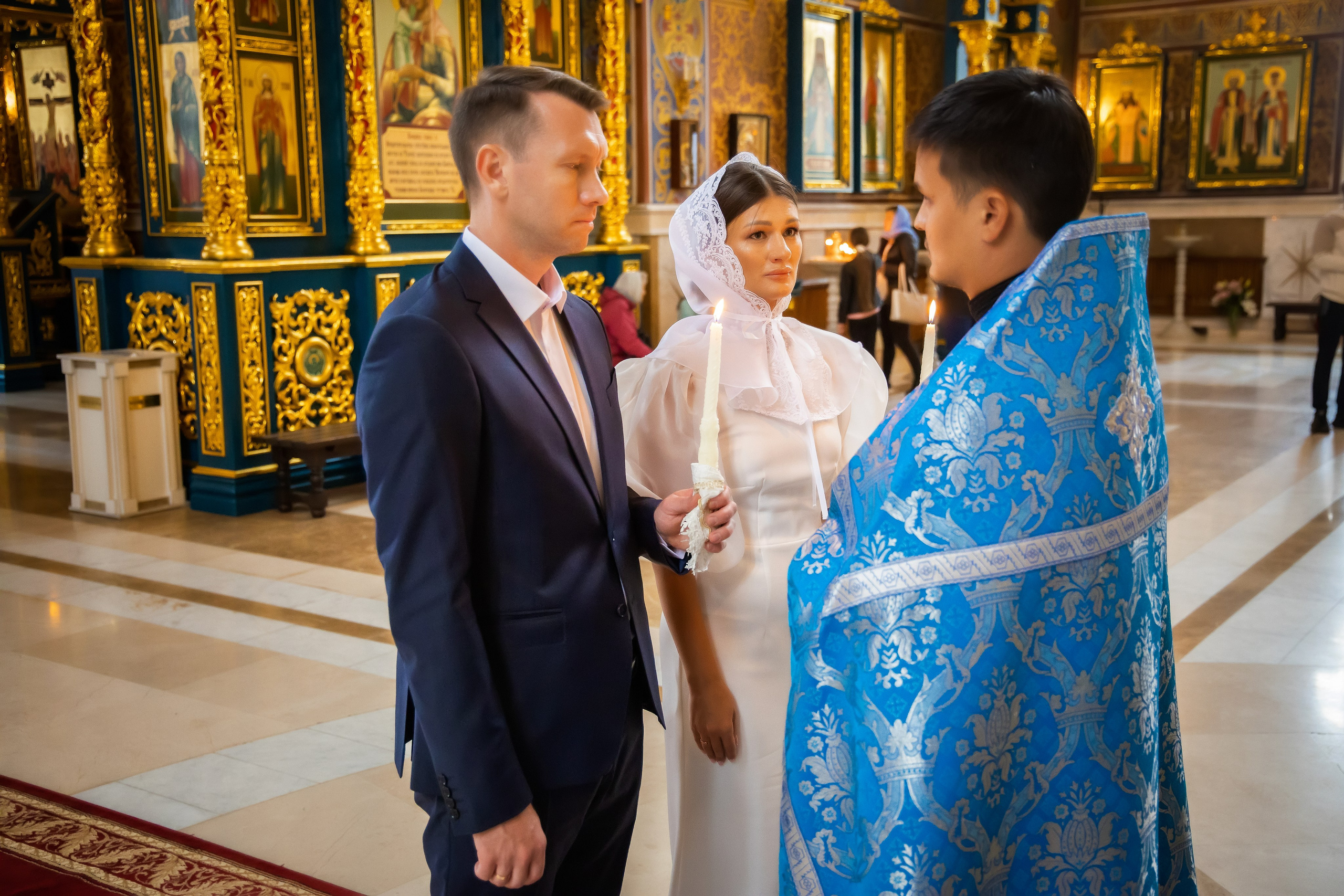 В Храме. Семейный и Свадебный фотограф в Астане Александр Астапов