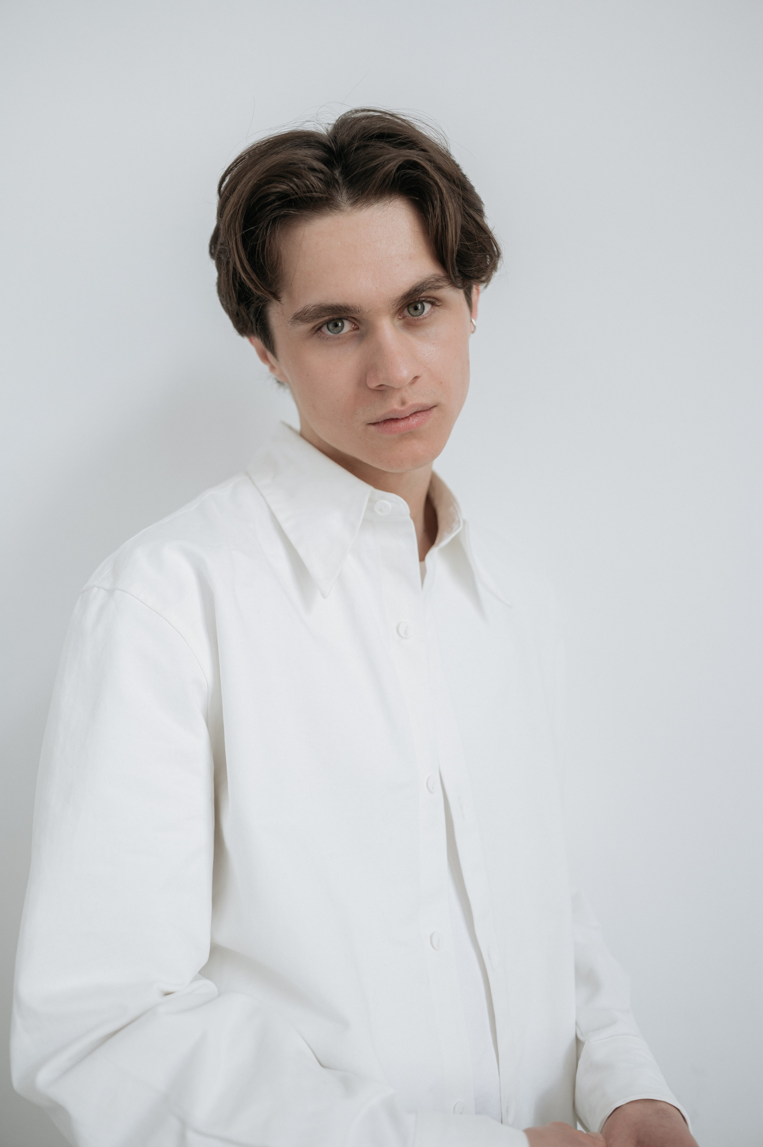 White. Natalyandronova.ru