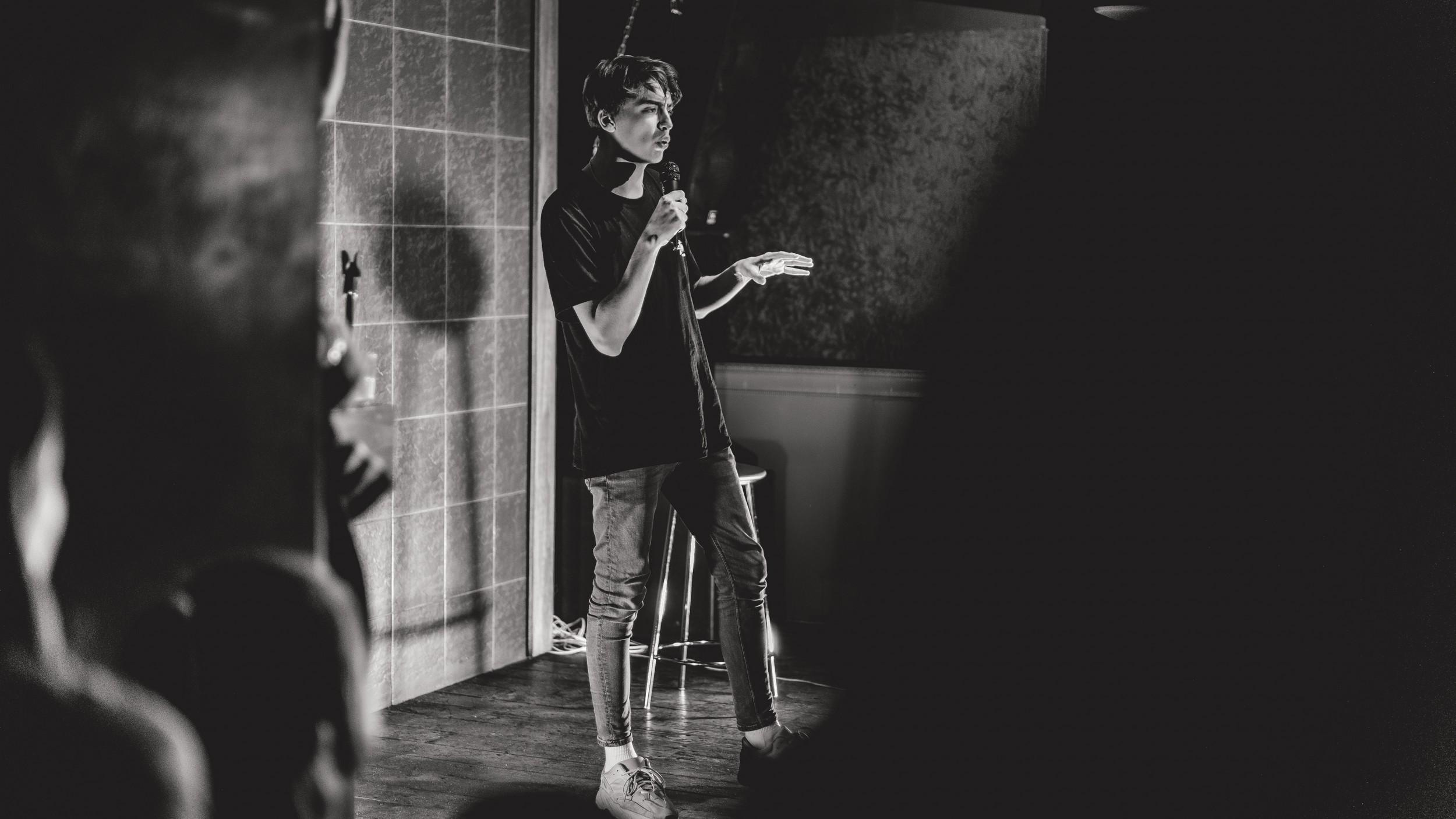 Цены. Репортажная съёмка. Фотограф Александр Фомин