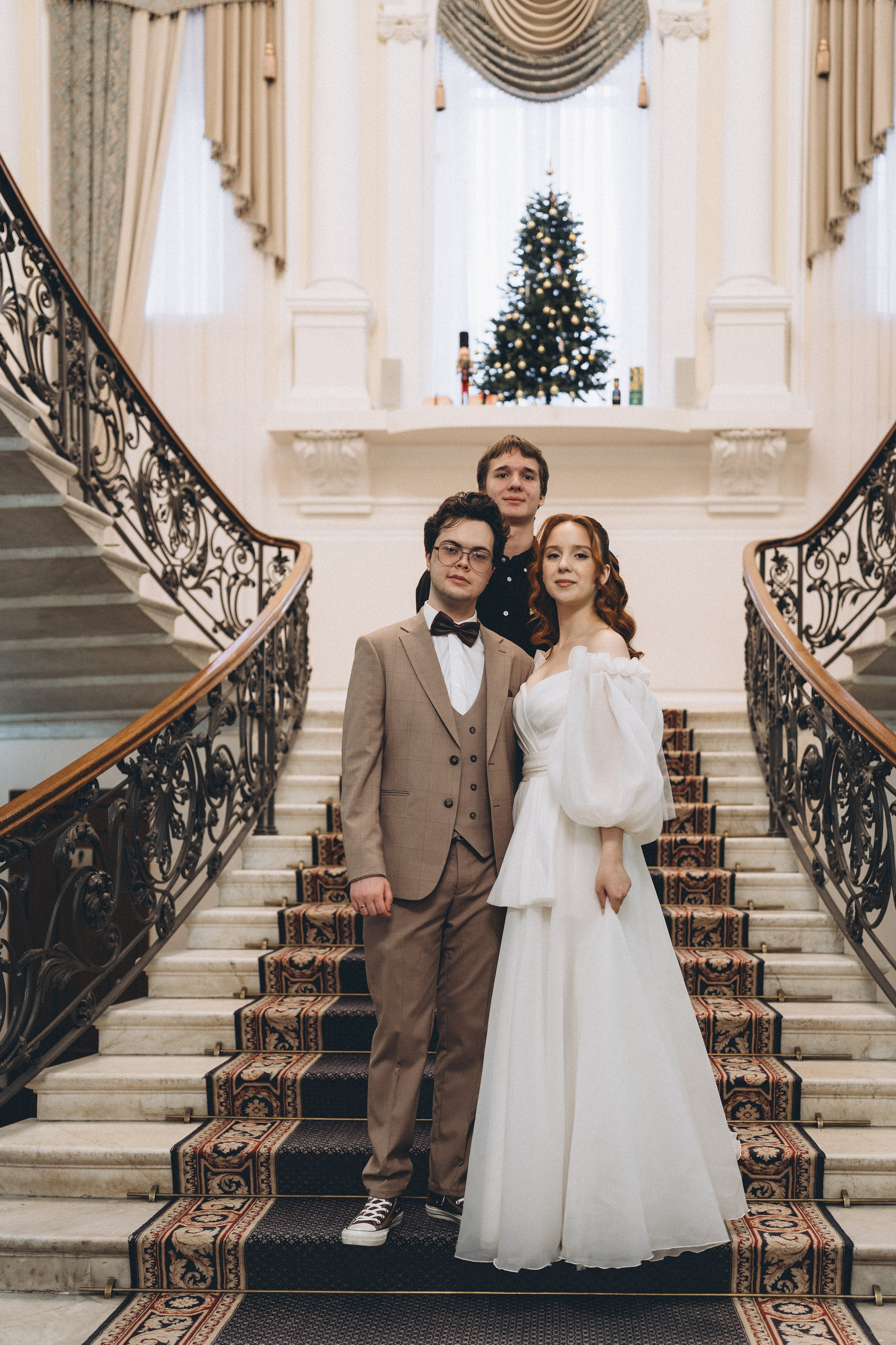 СВАДЕБНАЯ СЬЕМКА ВО ВТОРОМ ДВОРЦЕ С ГОСТЯМИ И ПРОГУЛКА В ТАВРИЧЕСКОМ САДУ. Профессиональный фотограф, Санкт-Петербург — Виктория Богомолова