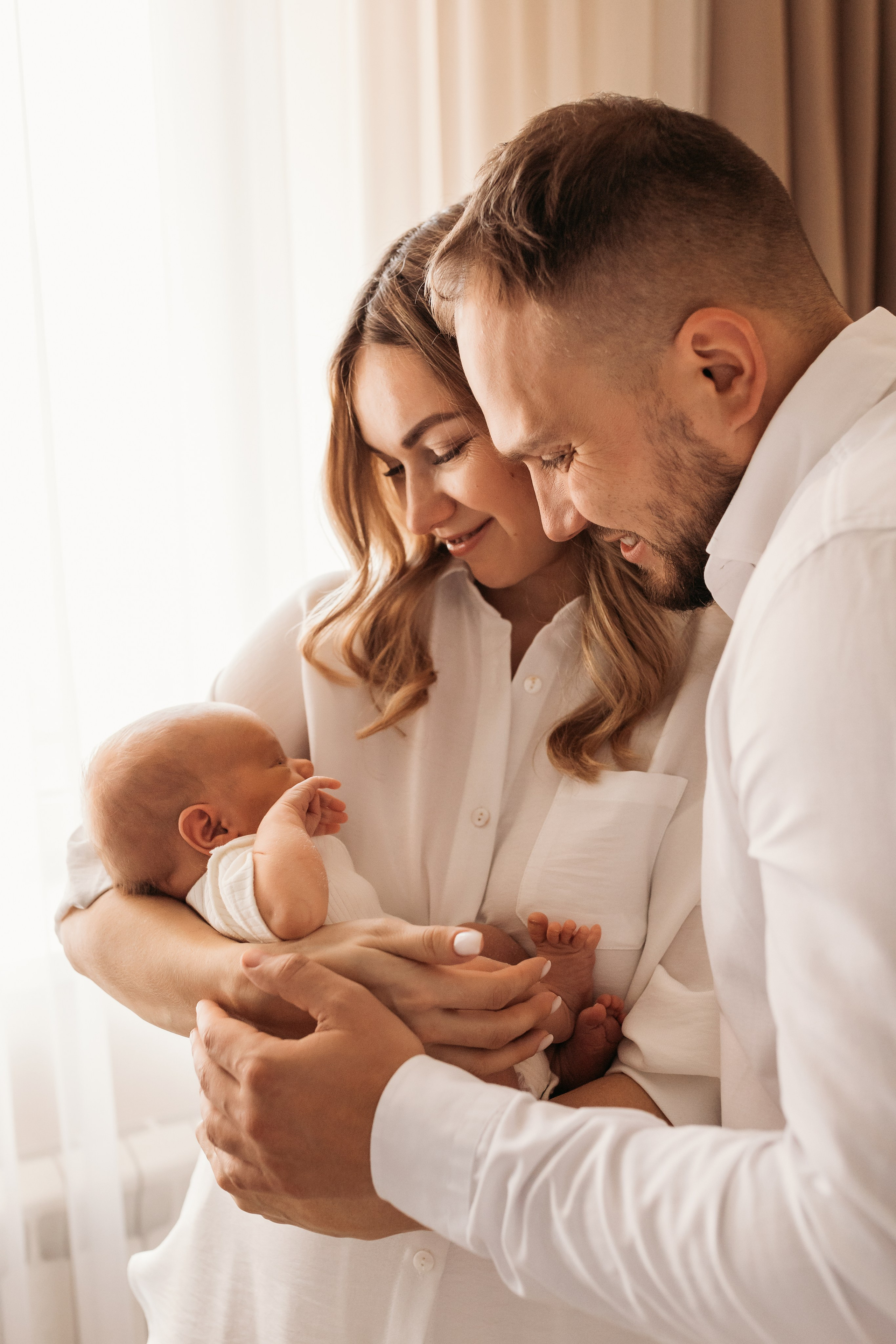 Лёва с семьей 🤍. Фотограф Новорожденных в Москве Илона Шубина