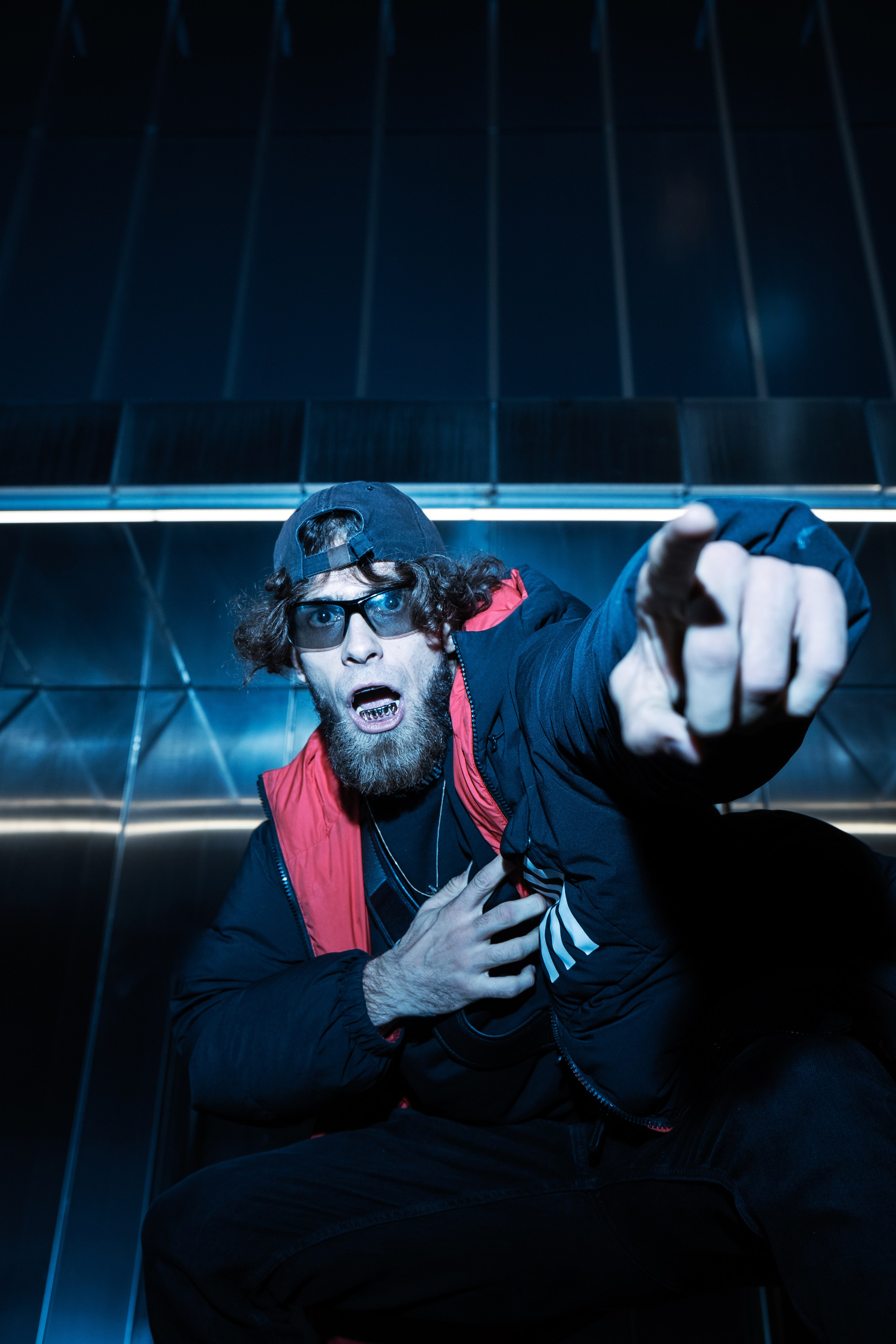 Photographer for musicians, track covers, artist cards, photo preparation for services. Dubai, Moscow. Portrait photographer Moscow, UAE, Oleg Koshmarov