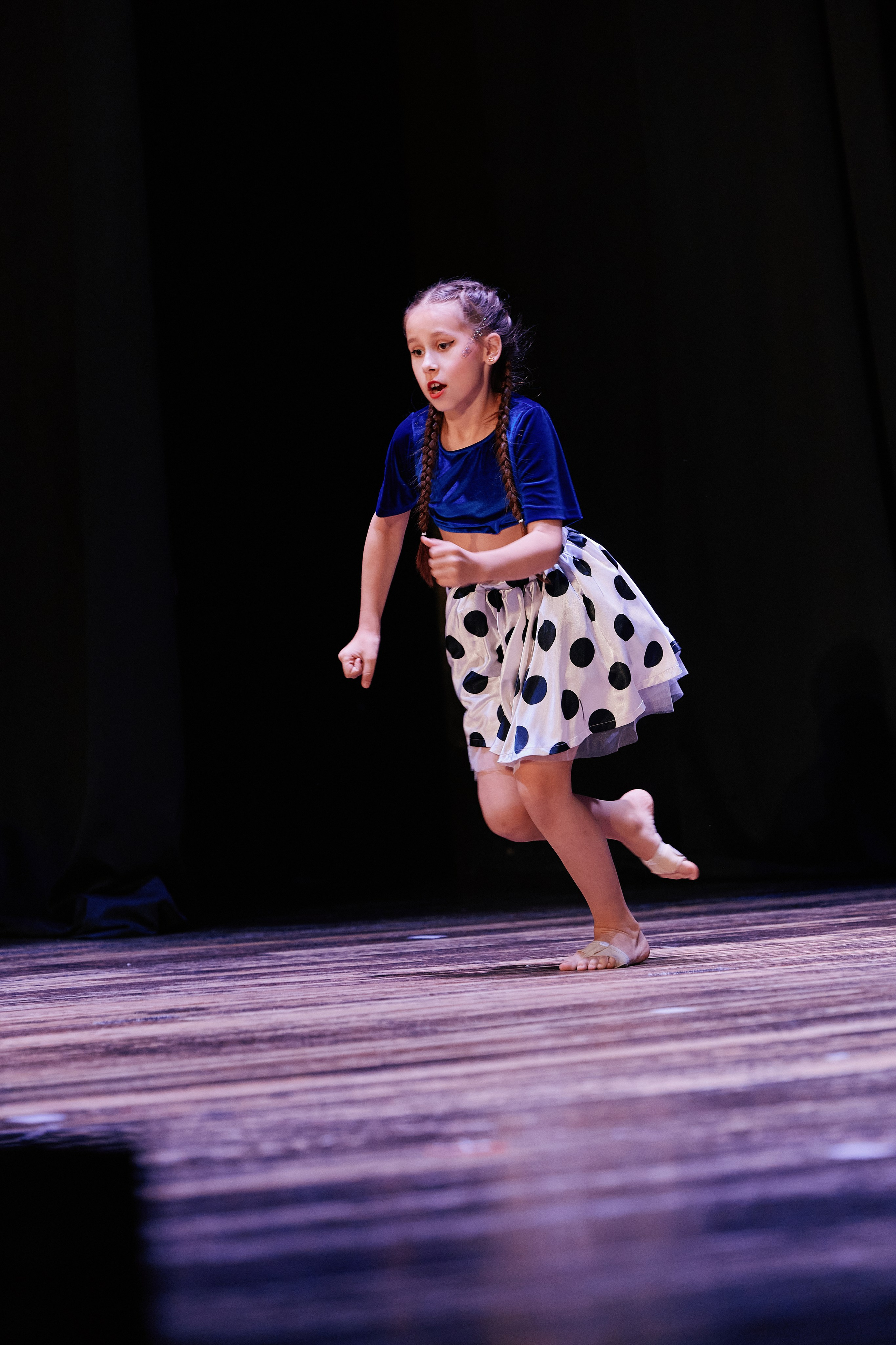 Концерт танцевальной студии Фиеста 08.06. Свадебный репортажный фотограф краснодар максим дремов дрёмов фотосессия студия цена