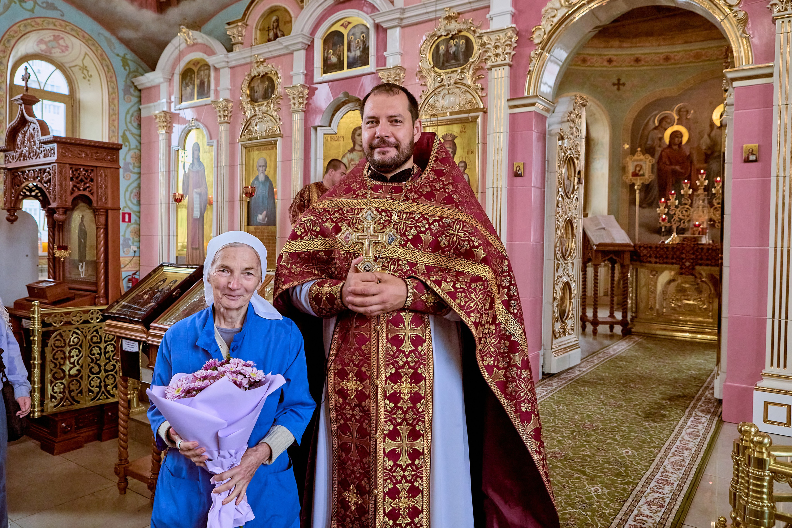 Фотографии с праздника Изнесение Честны́х Древ Животворящего Креста Господня