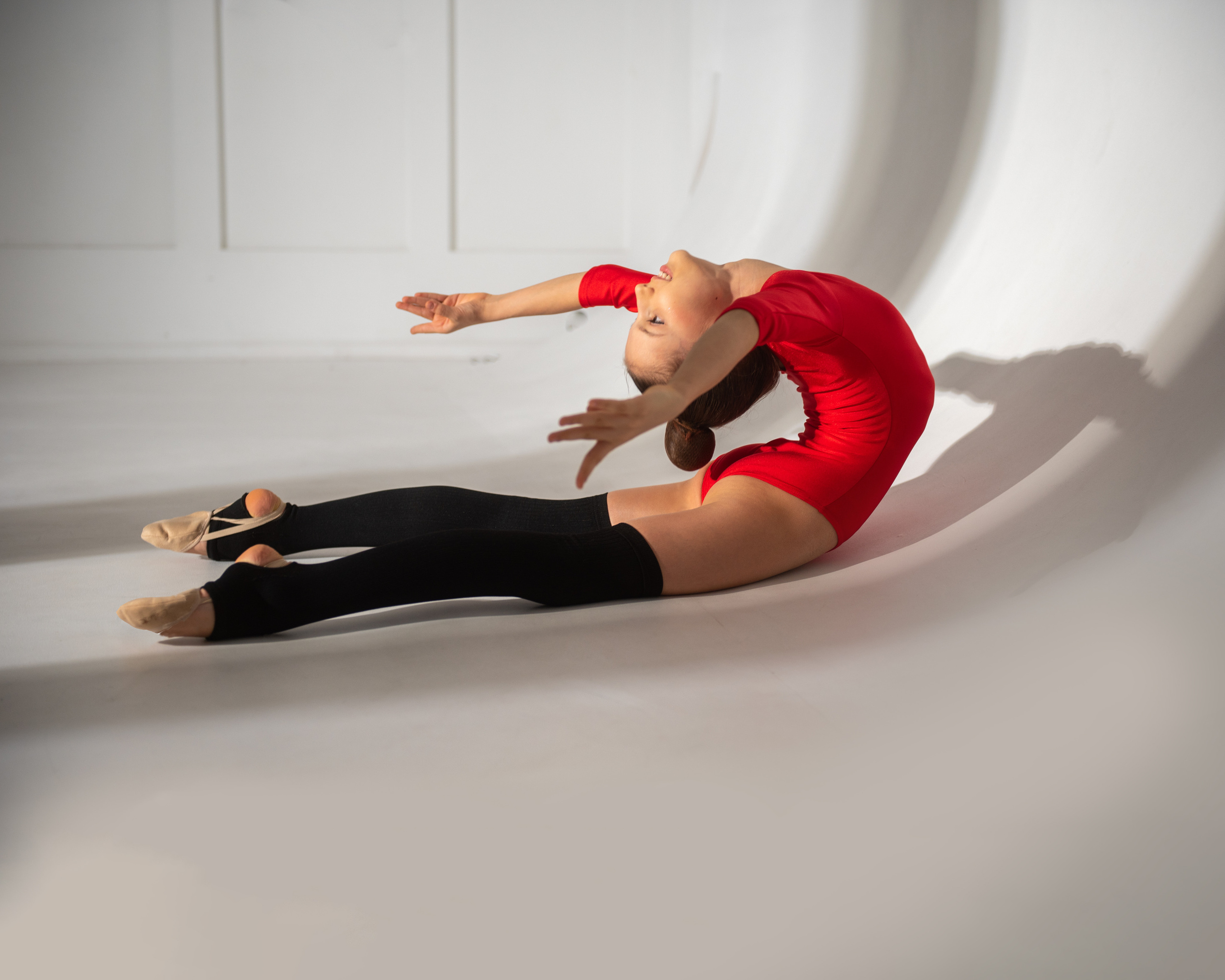 Гимнастка проект «ТЕНИ». Фотограф в Ростове на Дону