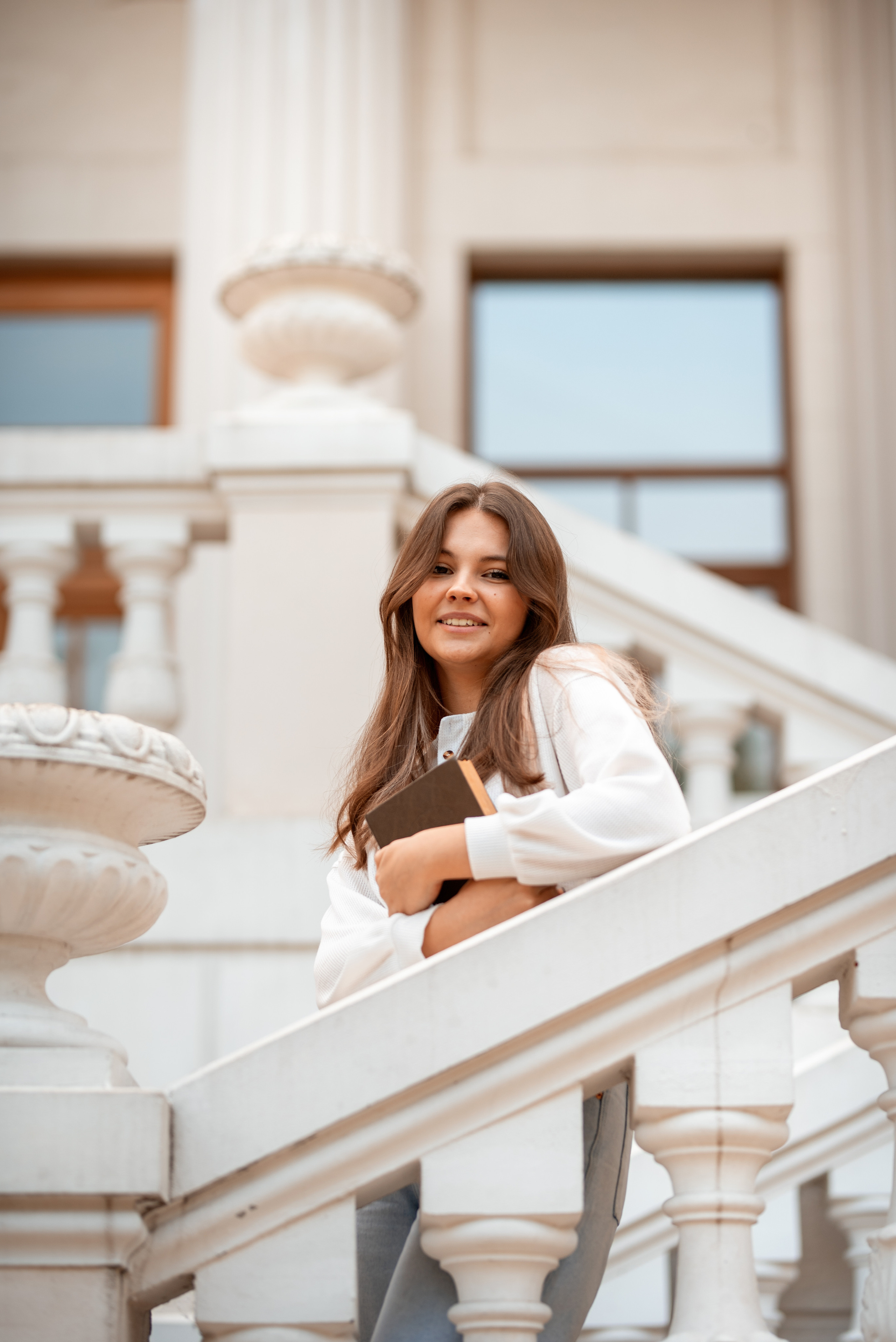 ШКОЛЬНЫЕ СЬЕМКИ старшеклассников|библиотека. Фотограф в Ростове на Дону