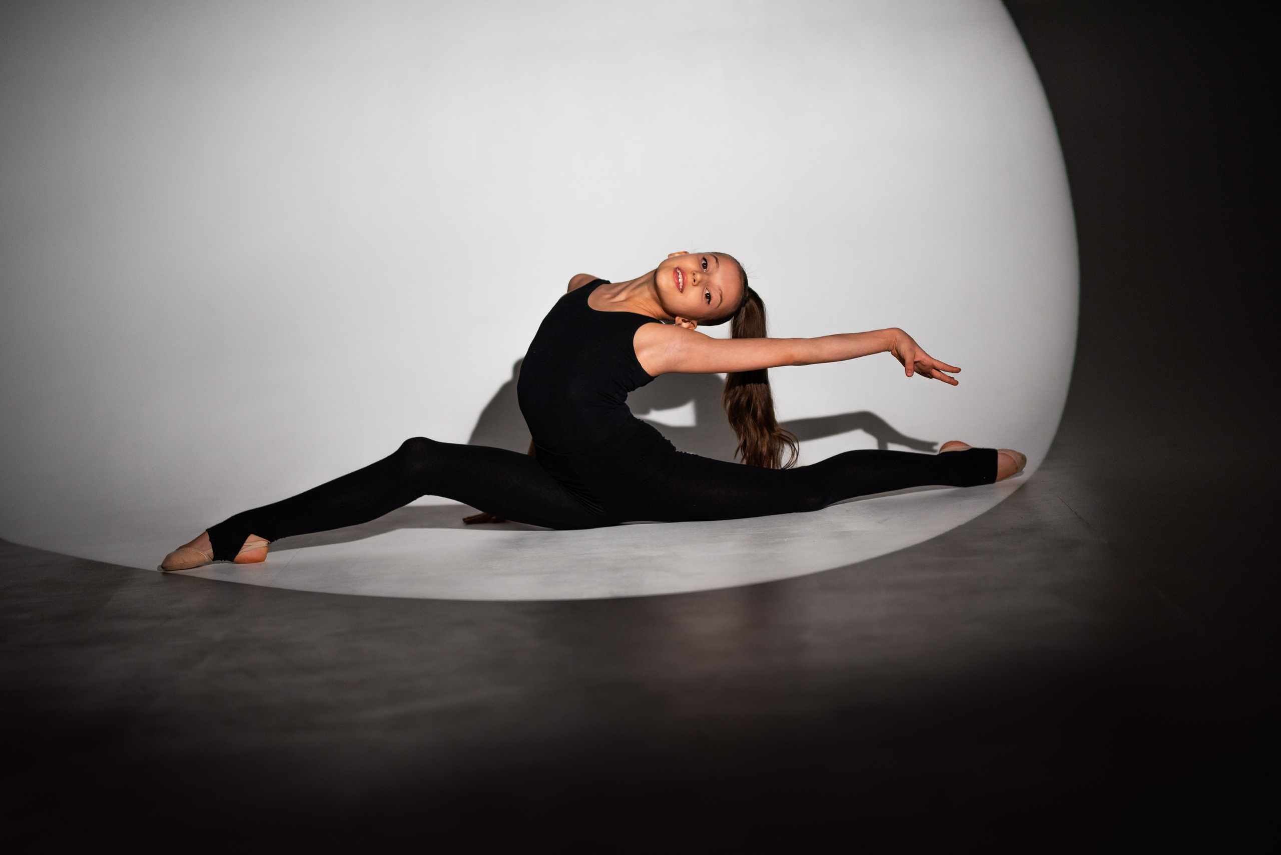 Гимнастка проект «ТЕНИ». Фотограф в Ростове на Дону