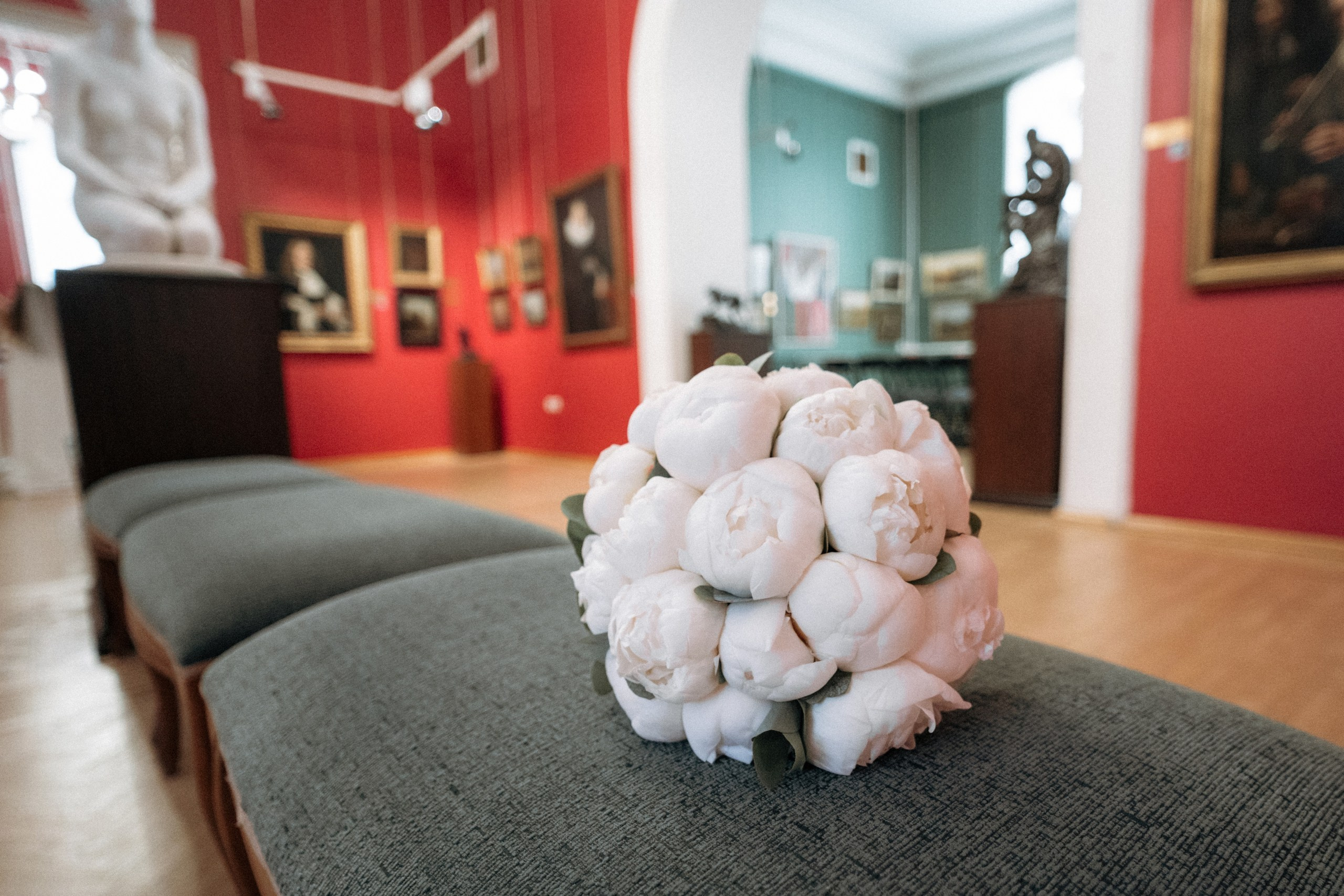 Свадьба Анастасии и Евгения, Картинная галерея, прогулка в лесу. Ресторан «Хлеб и Винотека». Свадебный фотограф в Тамбове Павел Четвертков