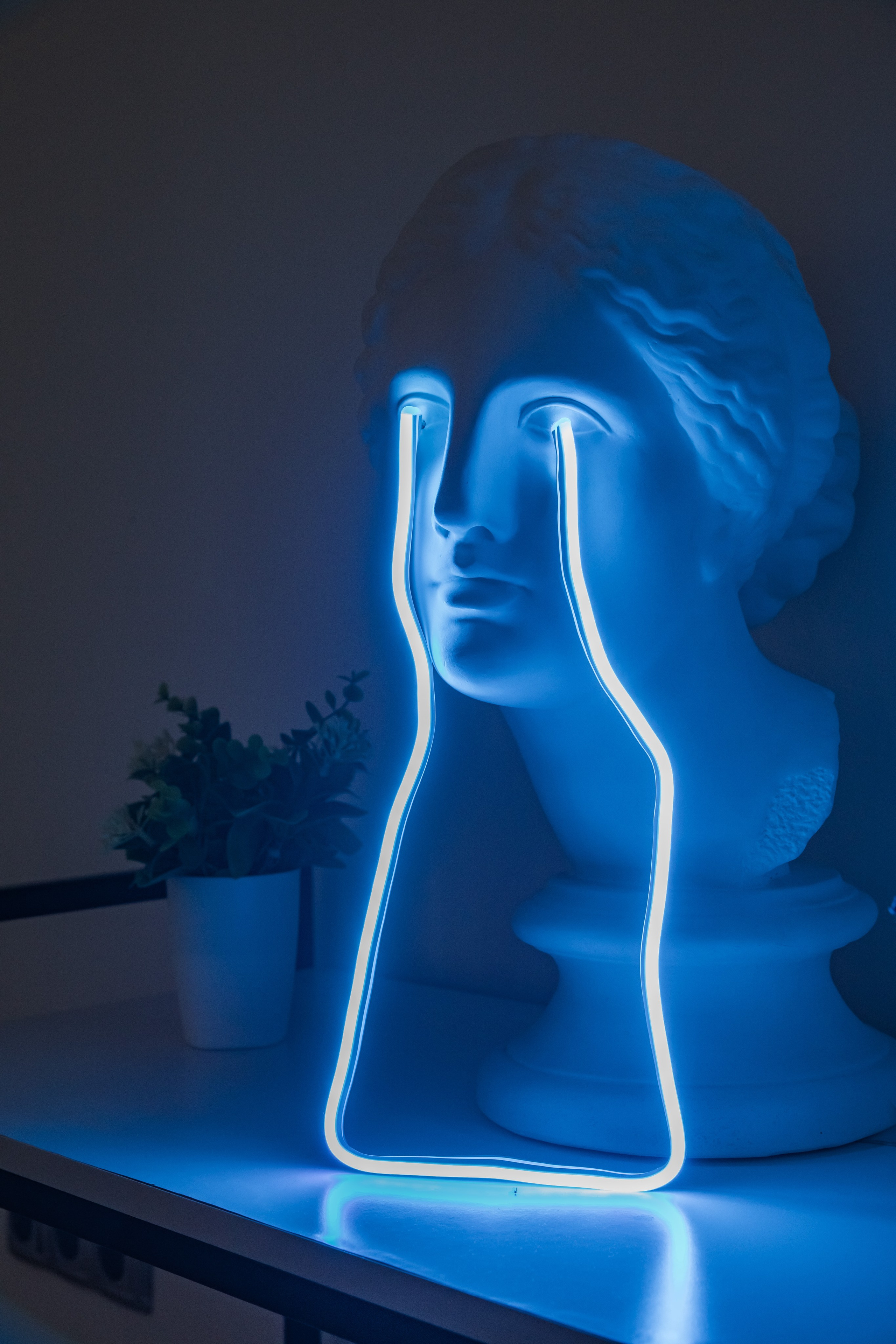 Mr. White (лето). Аренда лофта в СПб для мероприятий