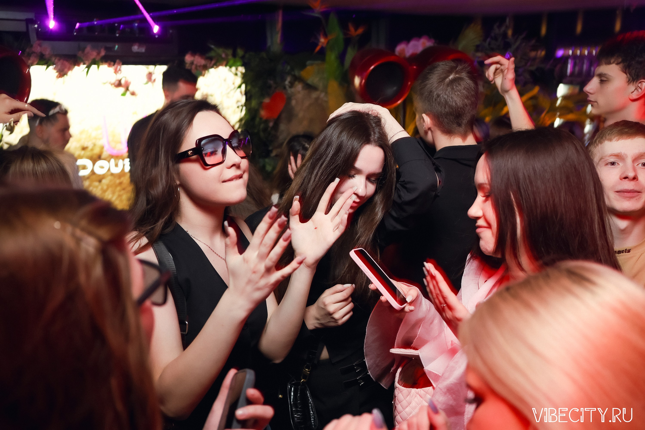 DOUBLE U. VIBECITY.RU Вайб Сити Ру Фоторепортажи Фотоотчеты Калининград