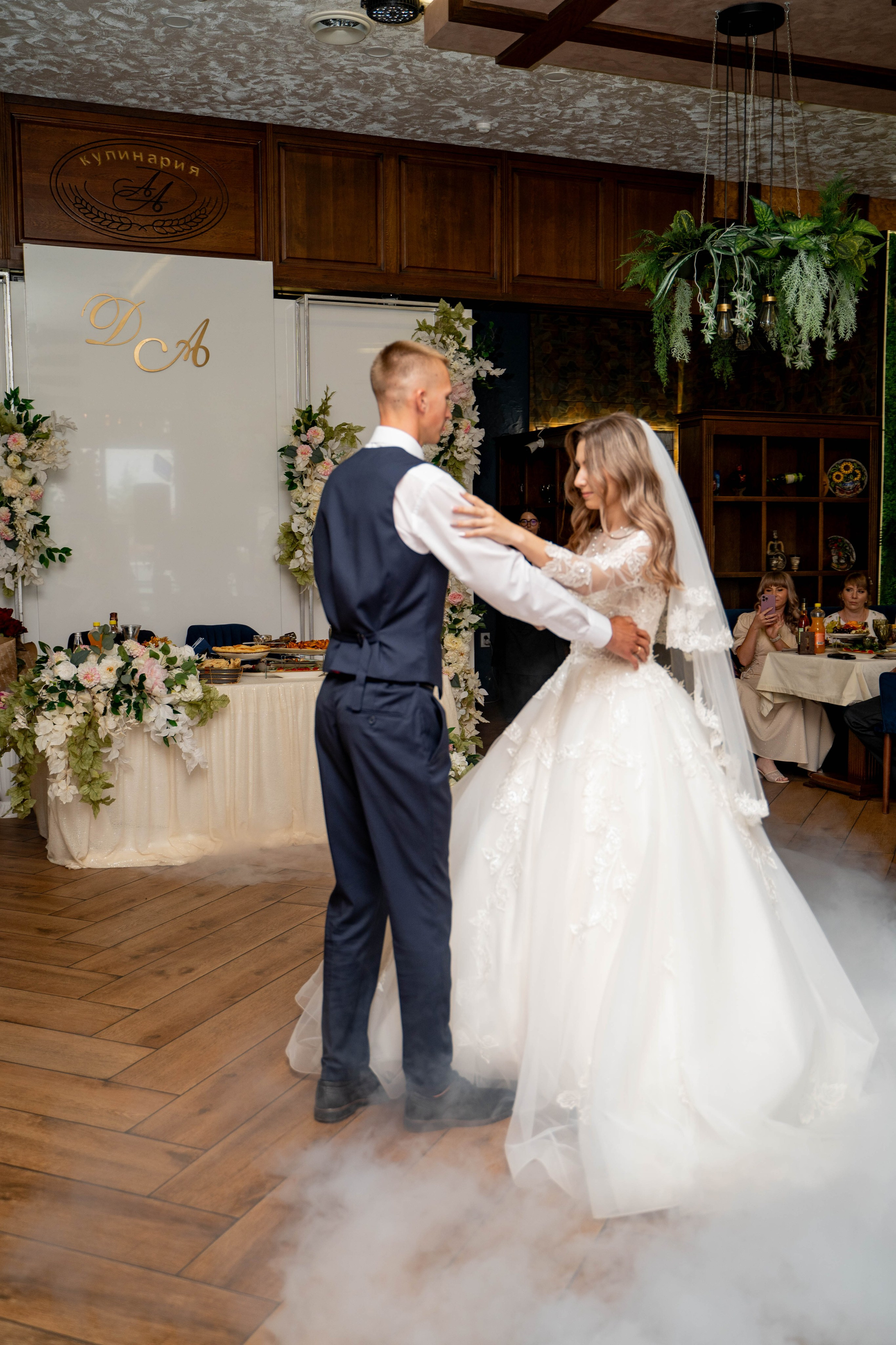 Данил и Анастасия. Видеосьемка, фотосьемка свадеб, юбилеев, утренников в Краснодарском кр