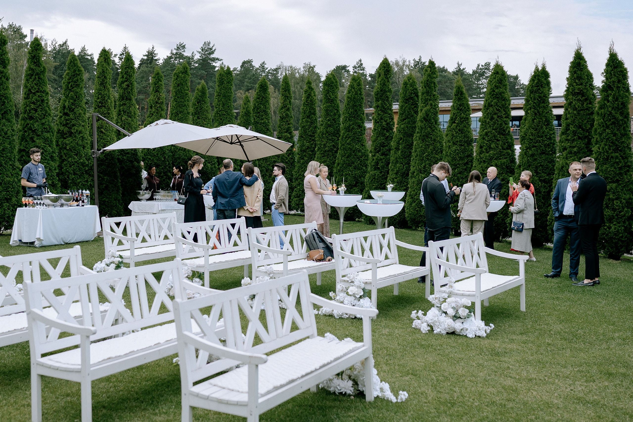 Свадебная фотосессия и выездная регистрация в Artiland. Свадебный фотограф Москва — Сергей и Татьяна