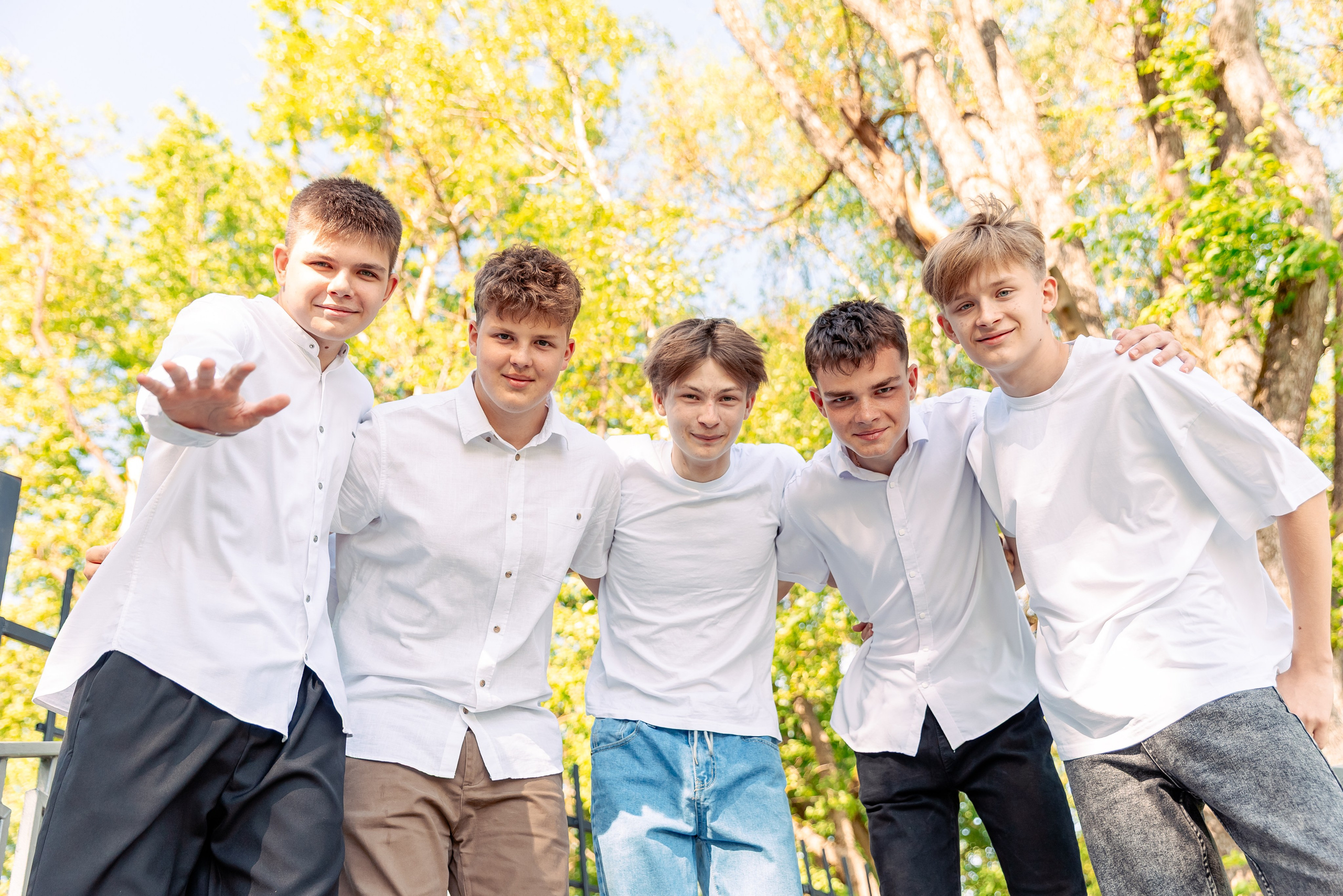 Позирование группы. Выпускные альбомы для детского сада и школы