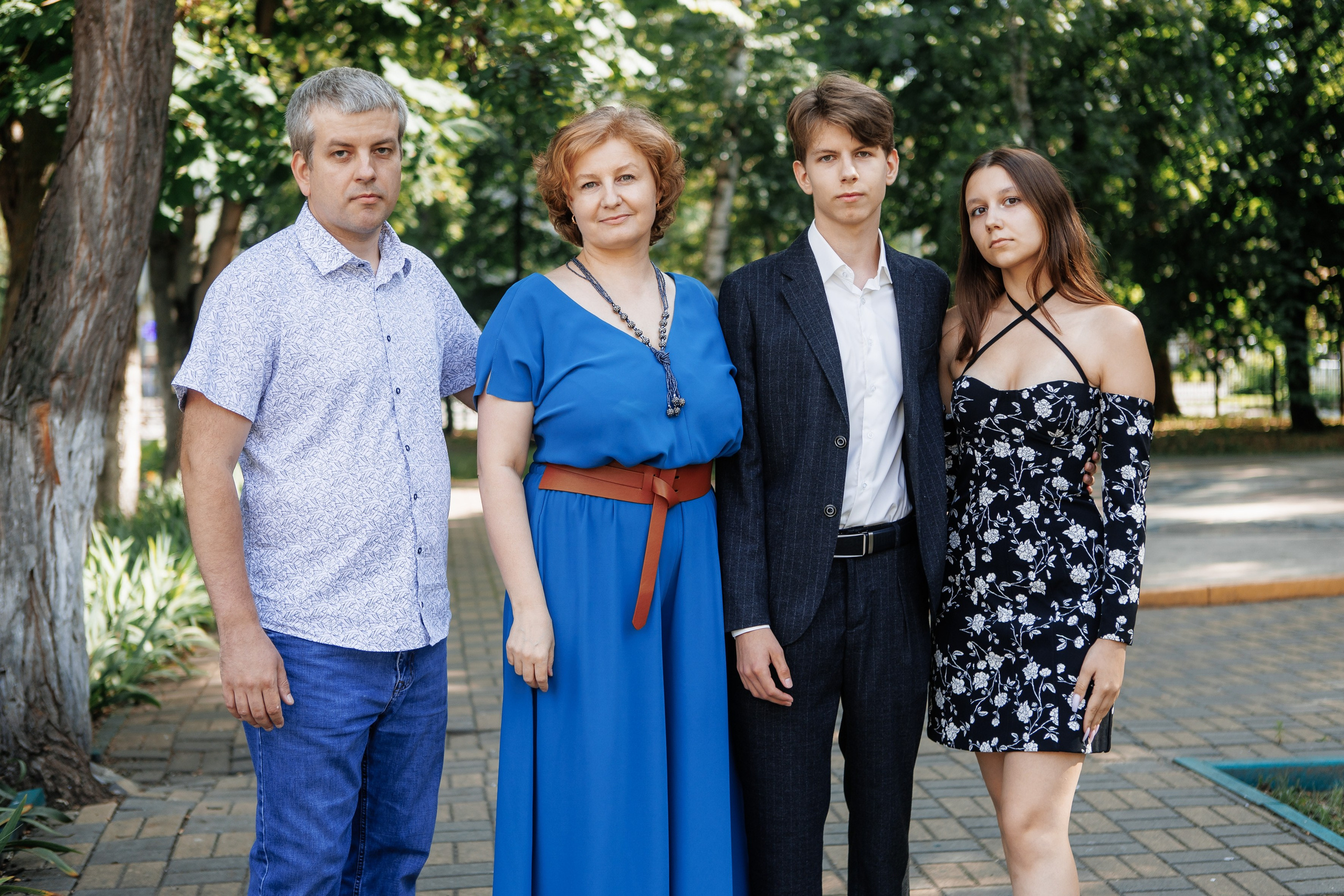 Выпускной Гимназия 12 2024 г. Свадебный и портретный Фотограф в Липецке Дмитрий Котюков