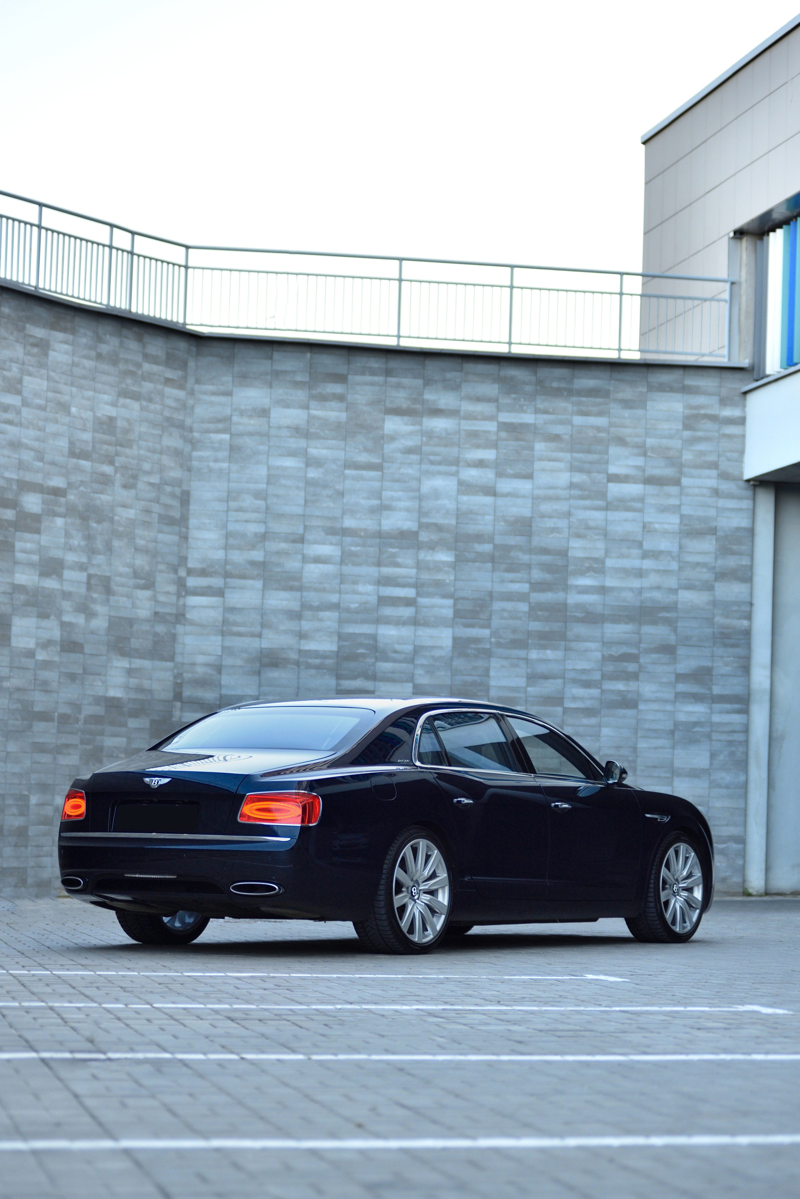 Bentle Continental GT 6.0. Автомобильный и интерьерный фотограф в Минске Александр Тагаев