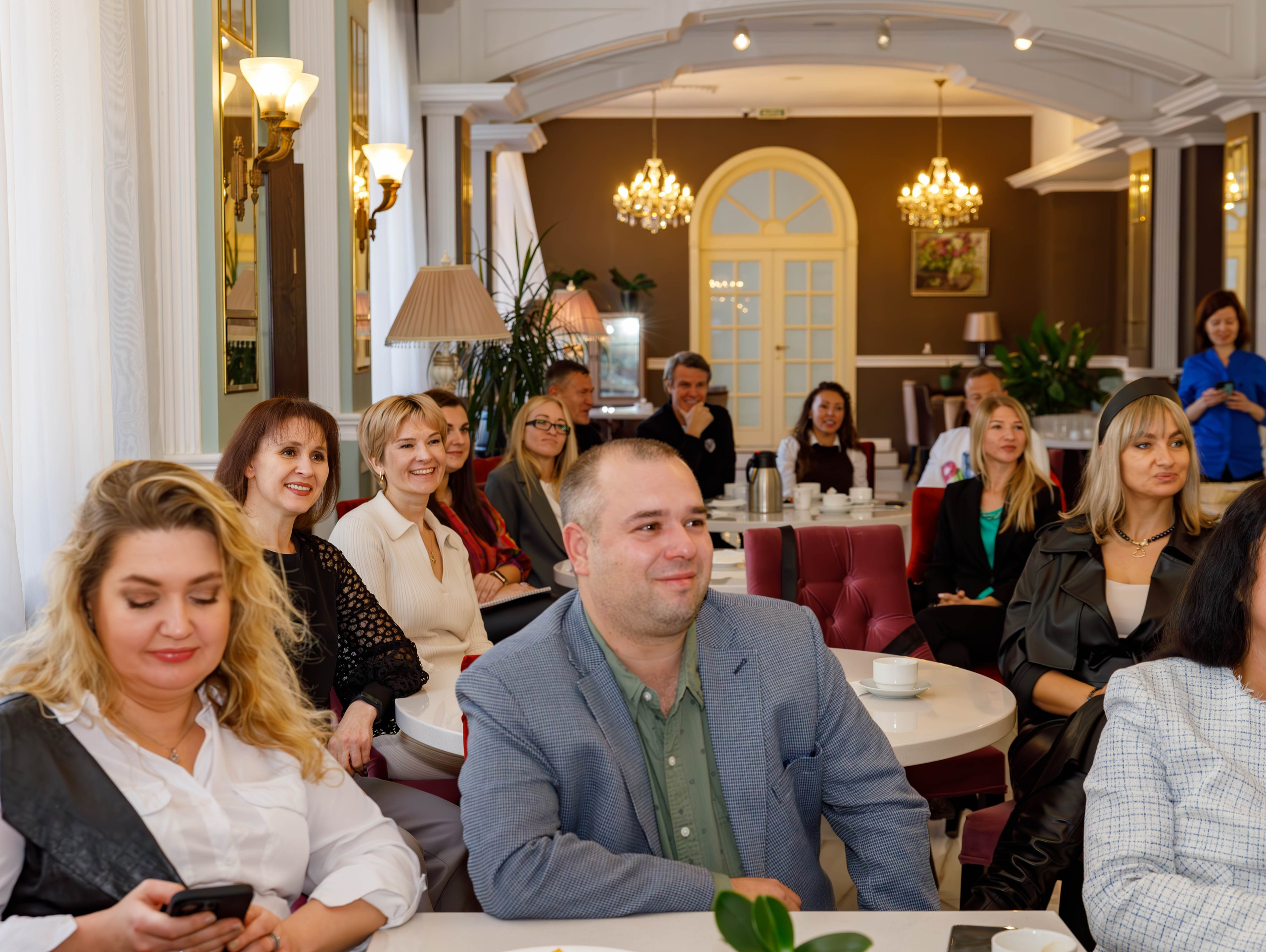 Бизнес завтрак клуб «Эквиум». Фотограф Булдакова Екатерина