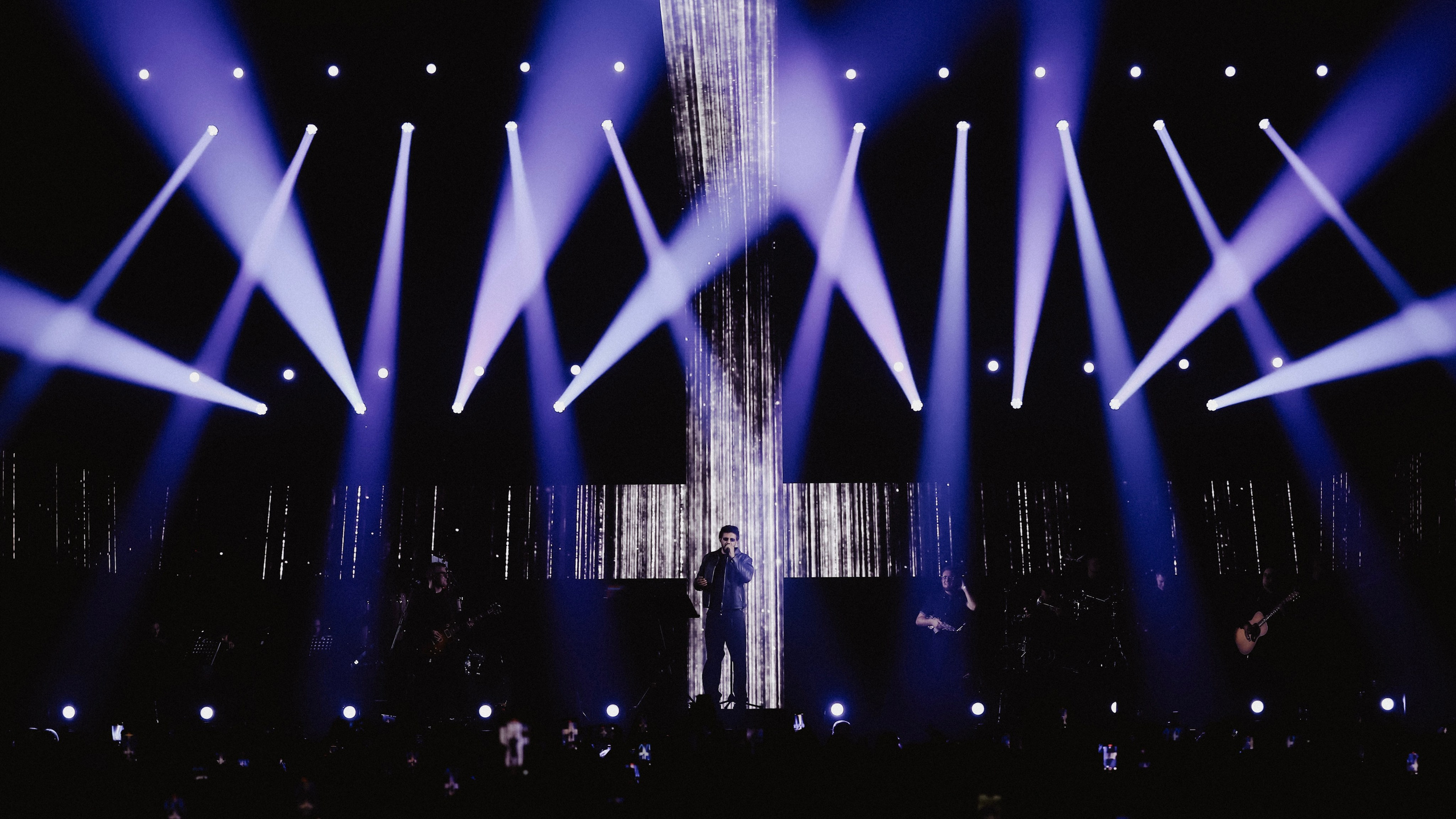 Профессиональный фотограф звезд, концертов и спортивных событий